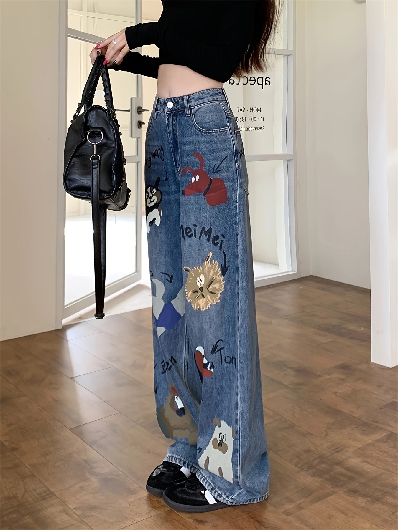 Chic Cartoon Print High-Waist Straight-Leg Jeans 👖✨