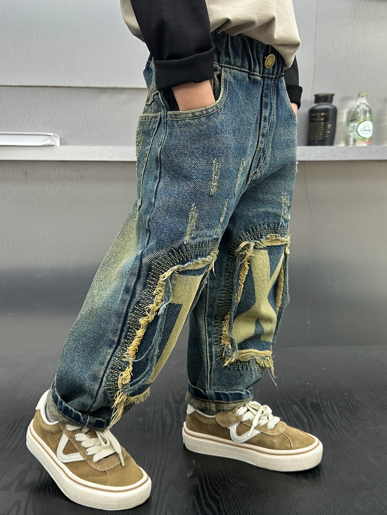 Boys' Casual Denim Jeans: Alphabet Patchwork & Distressed Details 👖✨