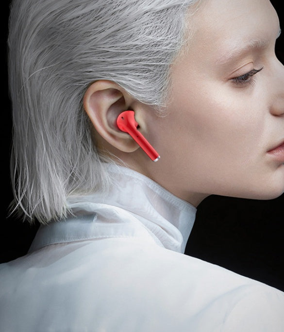 Luxe Tune Lipstick Bluetooth Earphones: Fashionable In-Ear Noise Reduction