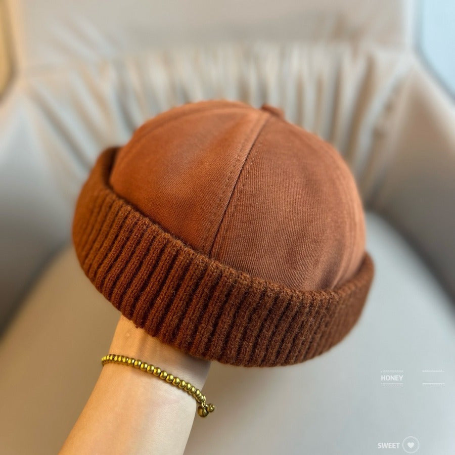 🍂 Autumn & Winter Solid Color Brimless Hat - Unisex Casual Street Trend Windproof Pullover Beanie 🧢