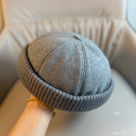 🍂 Autumn & Winter Solid Color Brimless Hat - Unisex Casual Street Trend Windproof Pullover Beanie 🧢