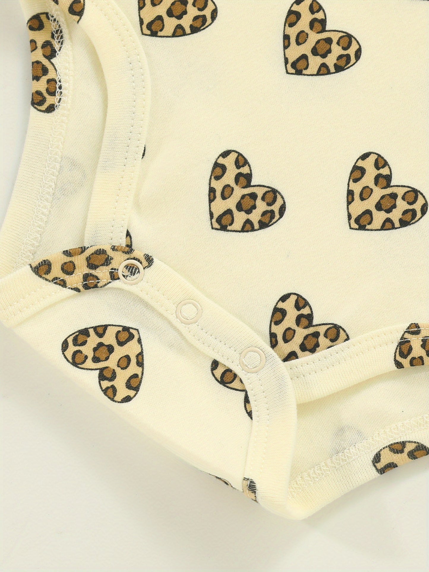 Cute & Comfy Baby Bodysuit Set 🌼🐆