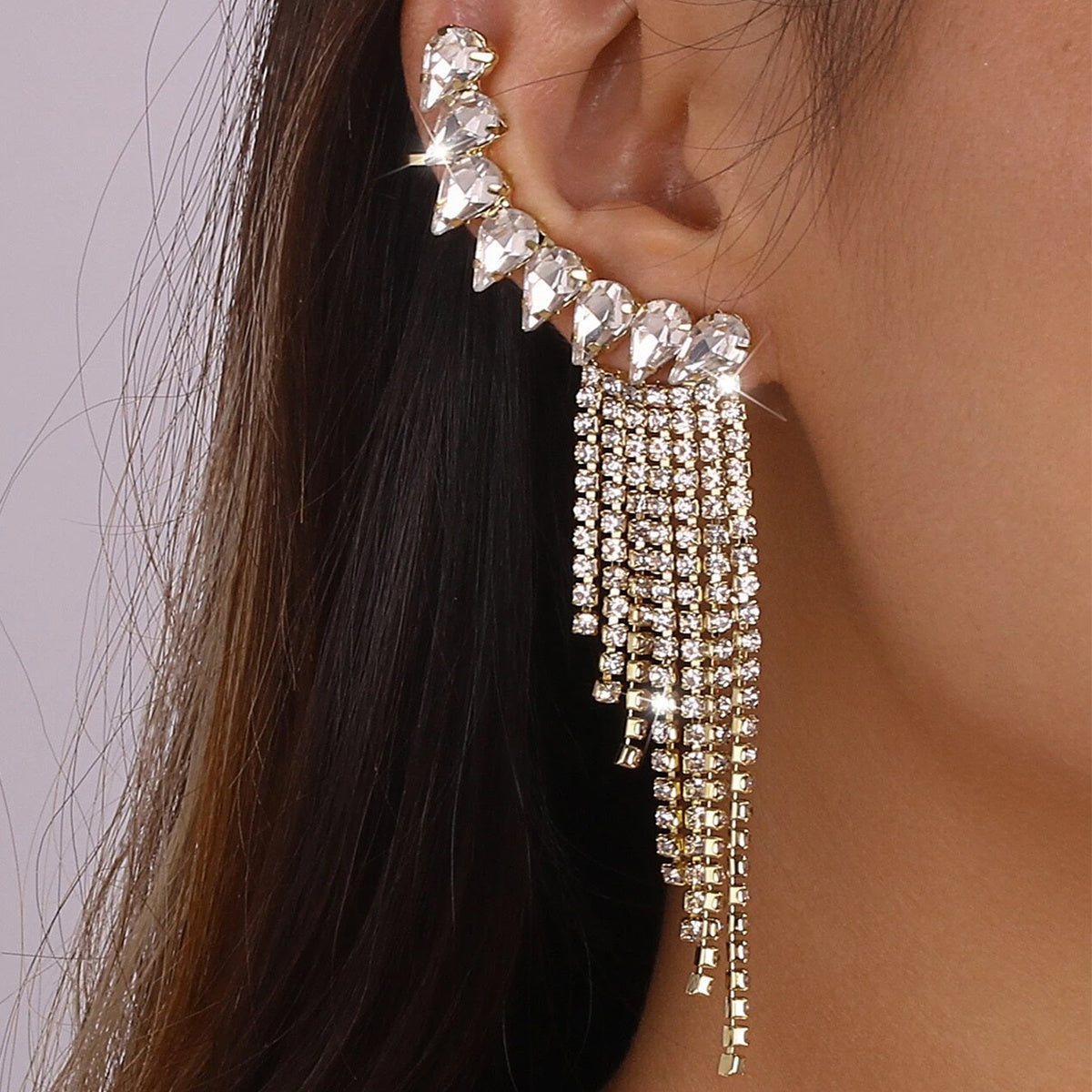 ✨ Cascading Crystal Tassel Earrings –  Chic Collection 💎