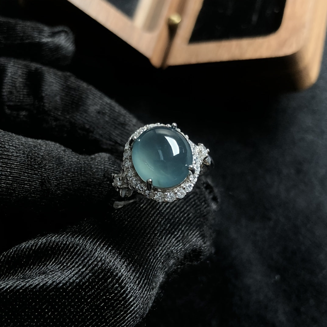 💎 Icy Blue Elegance Ring – 925 Sterling Silver with Chalcedony Accent 🌟