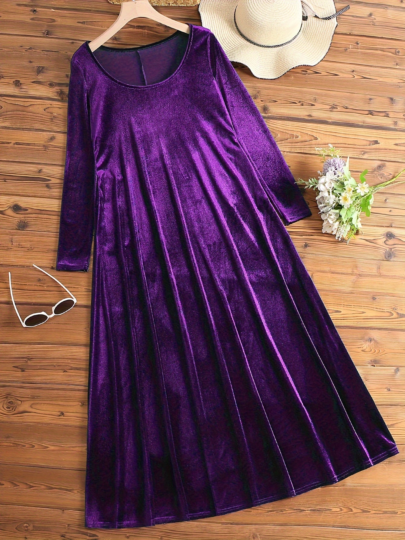 Vintage Velvet V-Neck Maxi Dress ✨💃