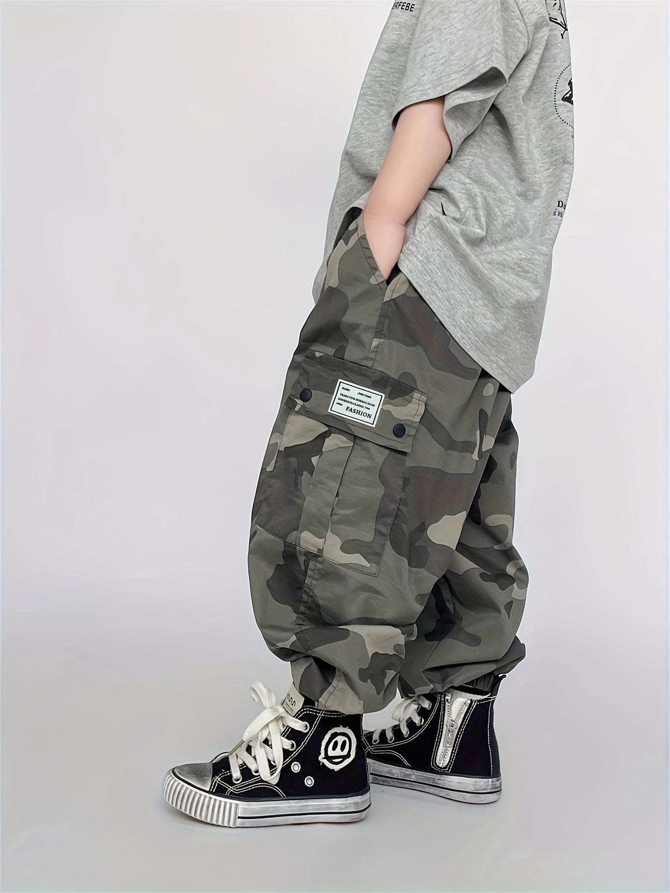 🩳 Boys' Cool Camouflage Cargo Jogger Pants