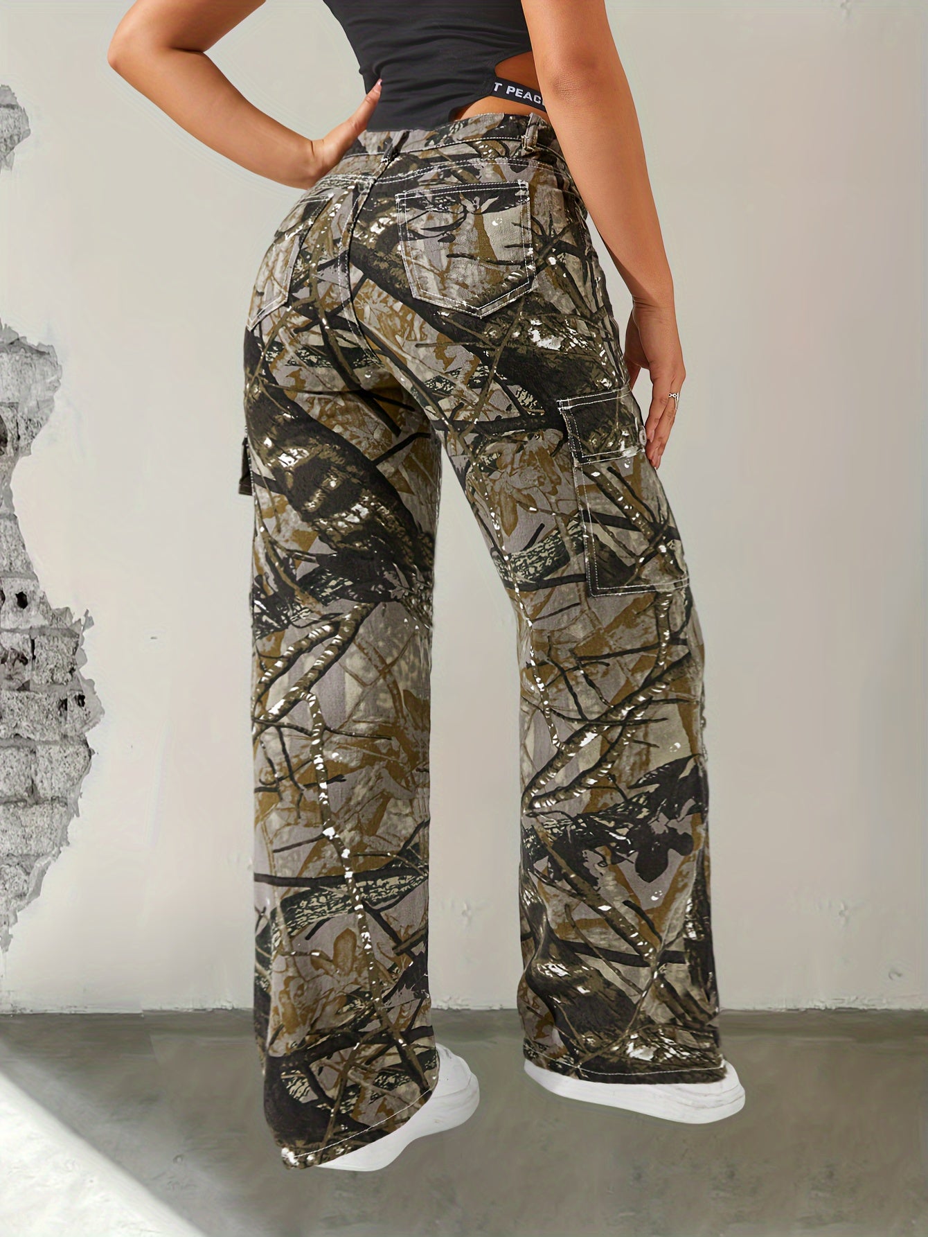 🌿 Chic Camouflage Cargo Pants with Branch Pattern