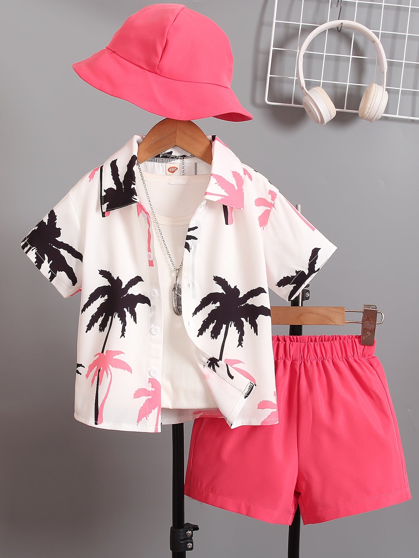 🌴 Boys' 3-Piece Coconut Tree Graphic Print Set – Shirt, Shorts & Hat for a Cool Summer Look 👕