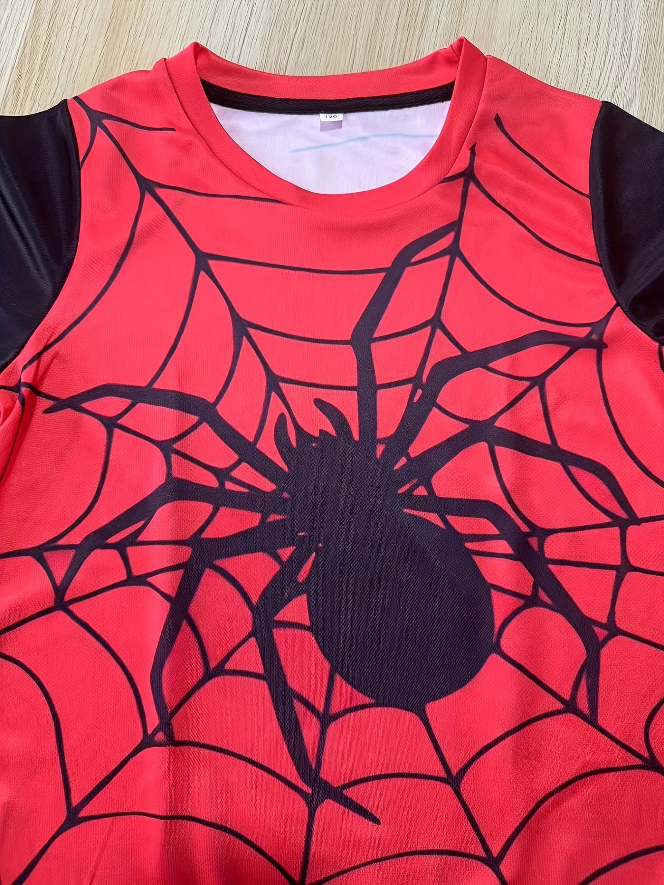 🕷️ Spider & Web Print 2-Piece Street Style Set – Cool Short Sleeve T-Shirt & Shorts for Boys 🌟