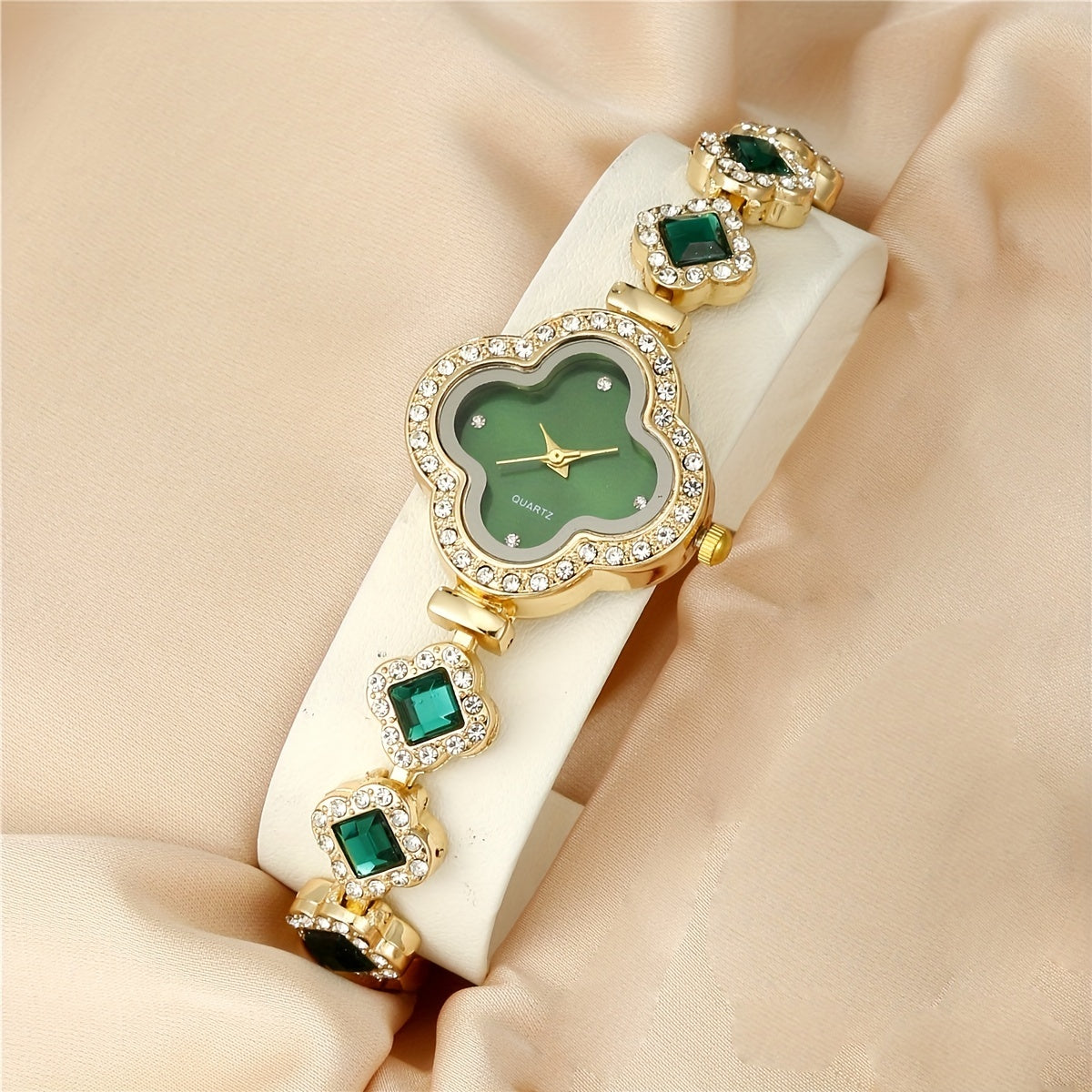 Baroque Elegance Clover Pointer Quartz Watch & Jewelry Set 🍀✨