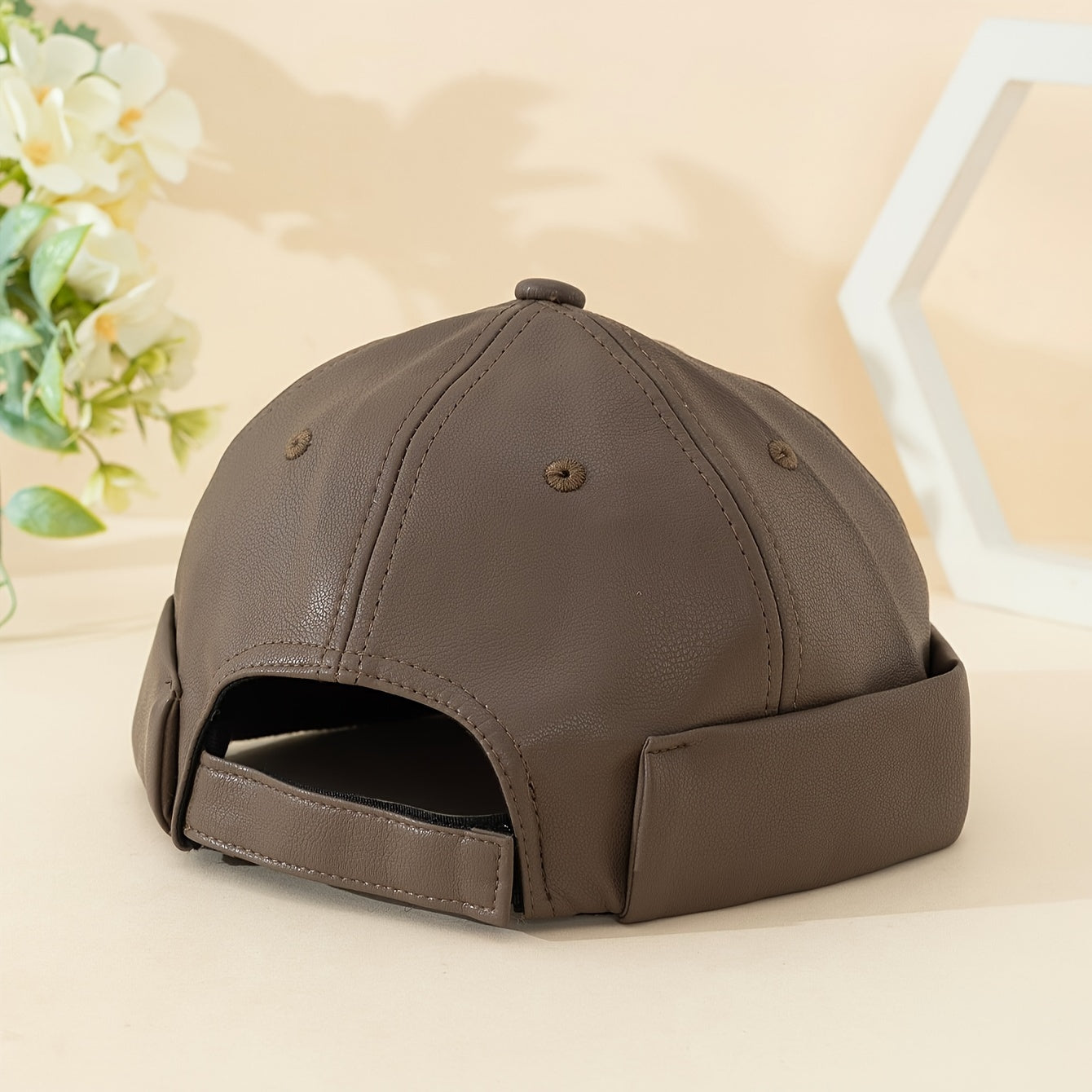 🧢 Trendy PU Leather Docker Hat - Solid Color Unisex Brimless Skull Cap 👌