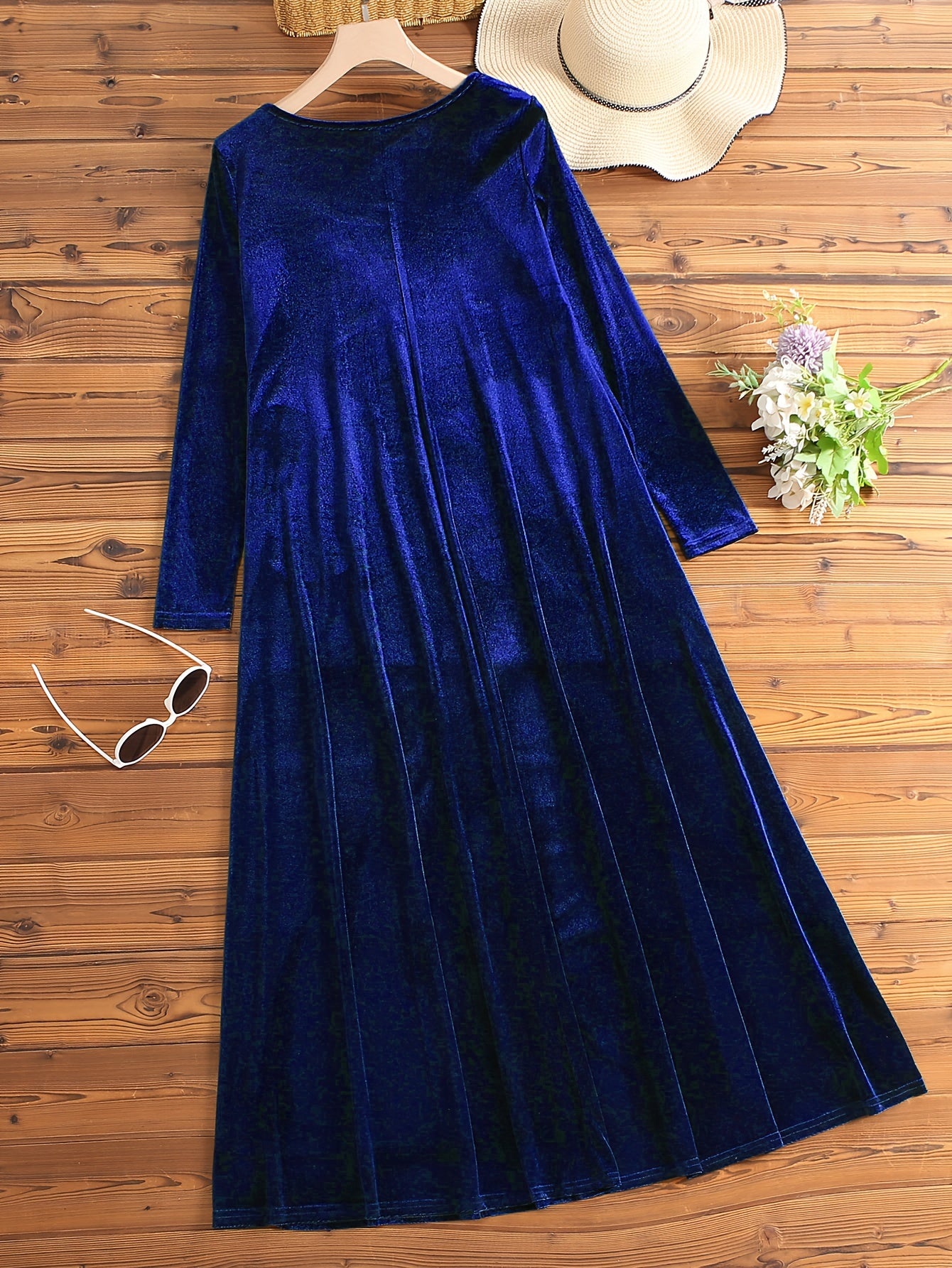 Vintage Velvet V-Neck Maxi Dress ✨💃