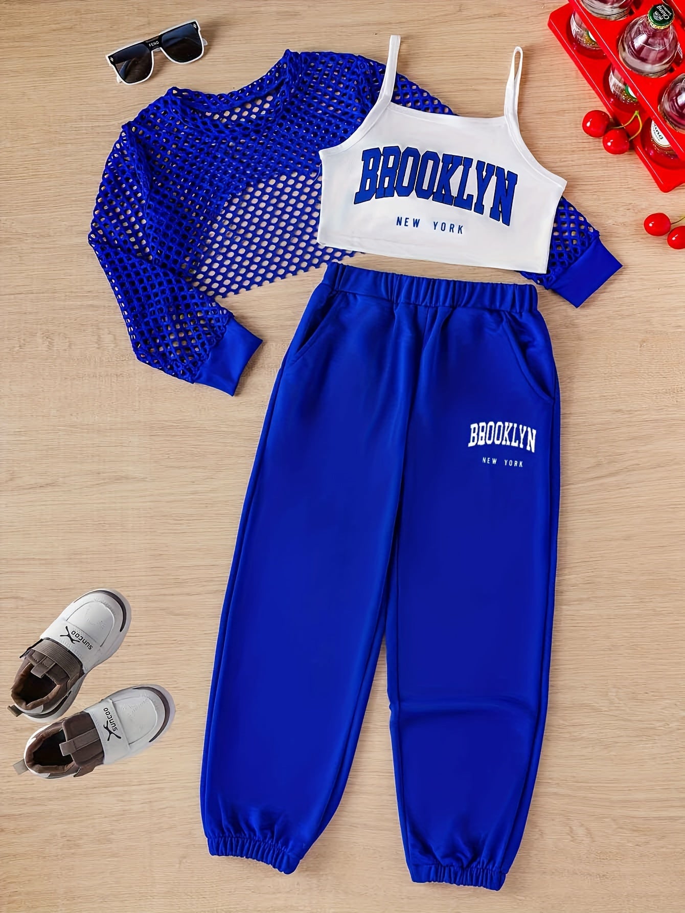 🌟 3-Piece Brooklyn Letter Girls' Outfit Set – Cami Shirt, Cover-Up Top & Jogger Pants 🌟