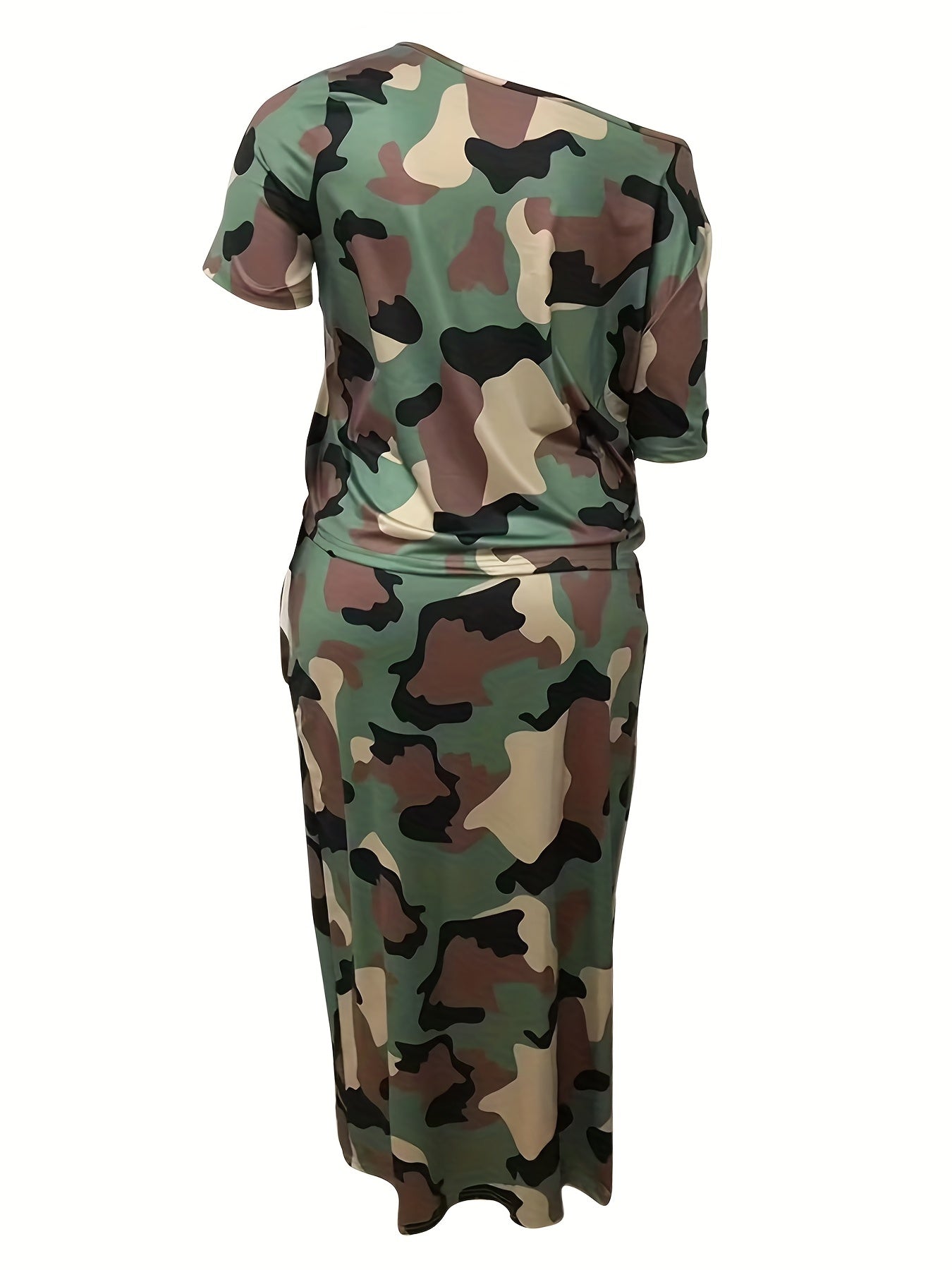 Camo Chic™ Plus Size Two-Piece Set 🌿👚