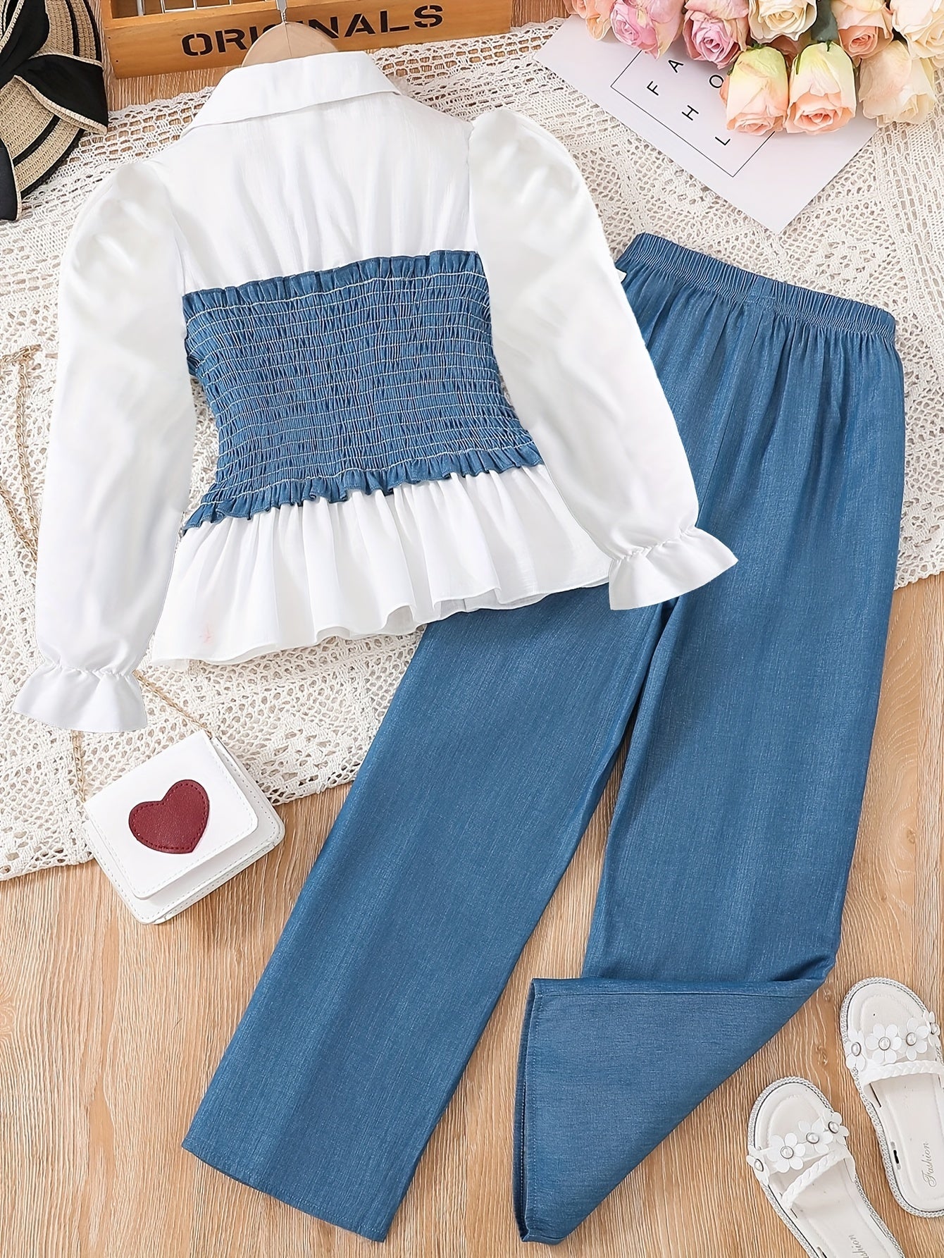 👖 Denim-Style 2-Piece Girls' Outfit – Splicing Smocked Shirt & Imitation Denim Print Pants Set 🌸