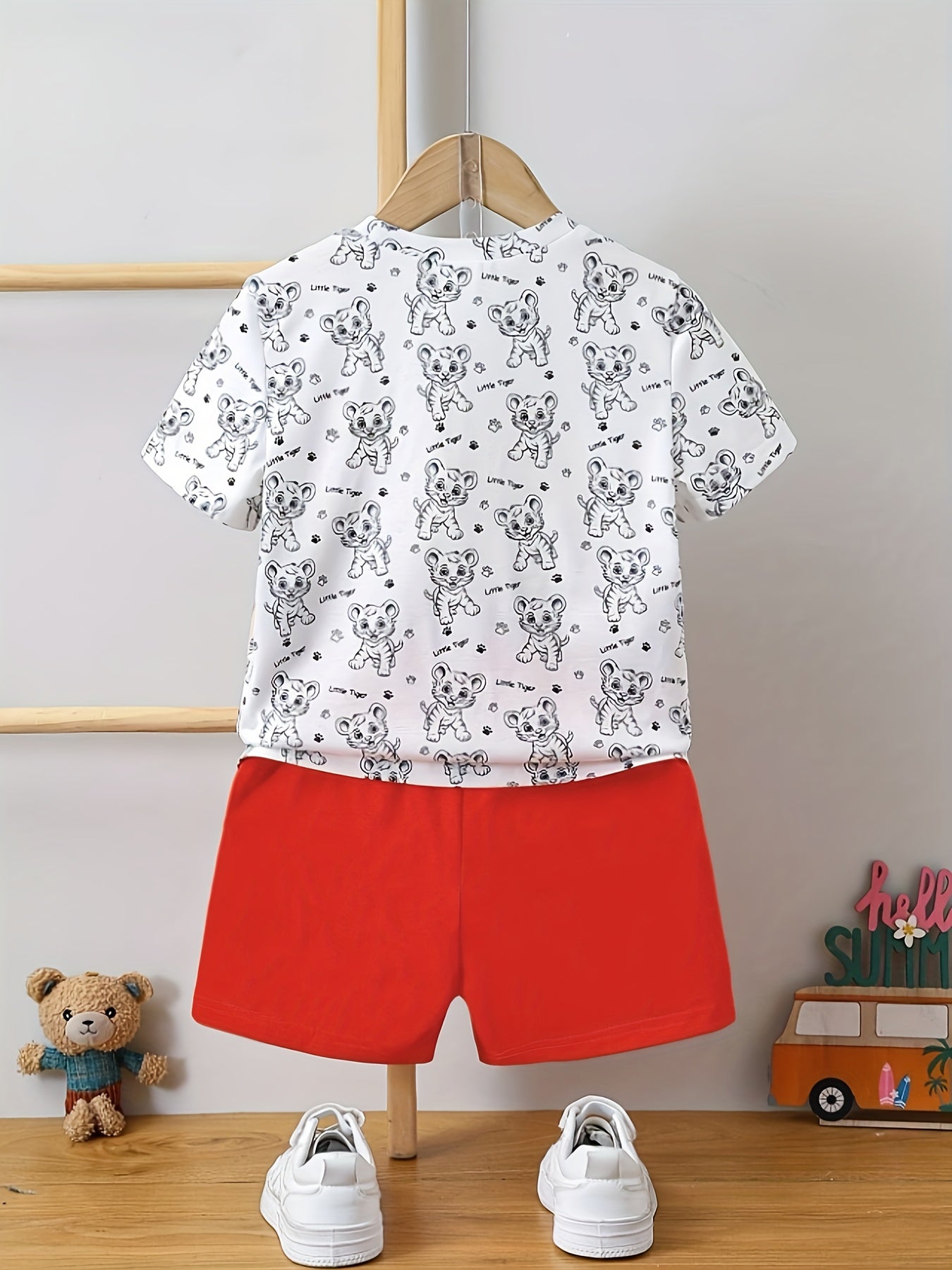 🐯 2-Piece Boys' Tiger Print Casual Outfit Set – Comfy Short Sleeve Tee & Shorts 🌟