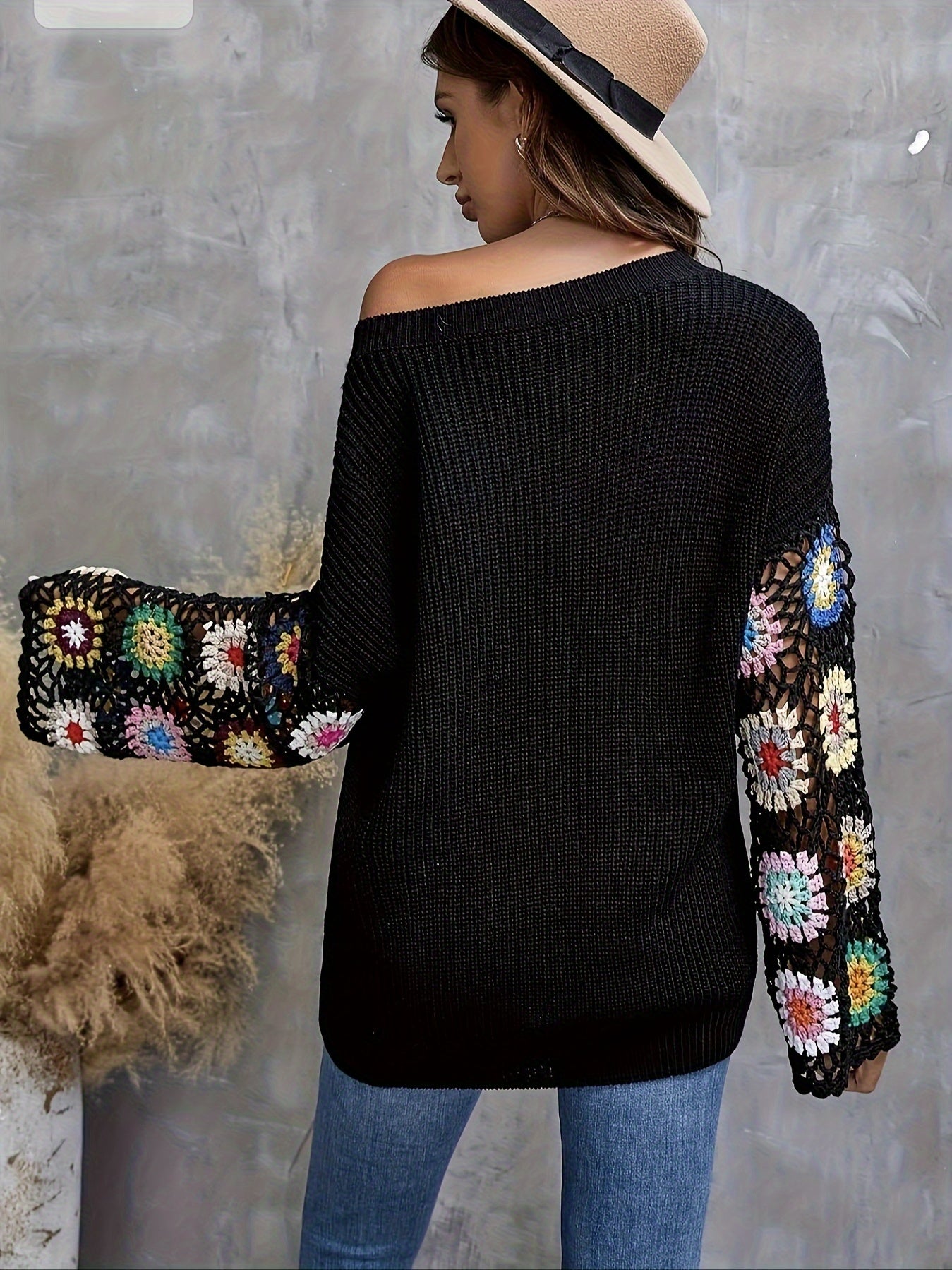 🌸 Floral Pattern Cold Shoulder Sweater 🌸