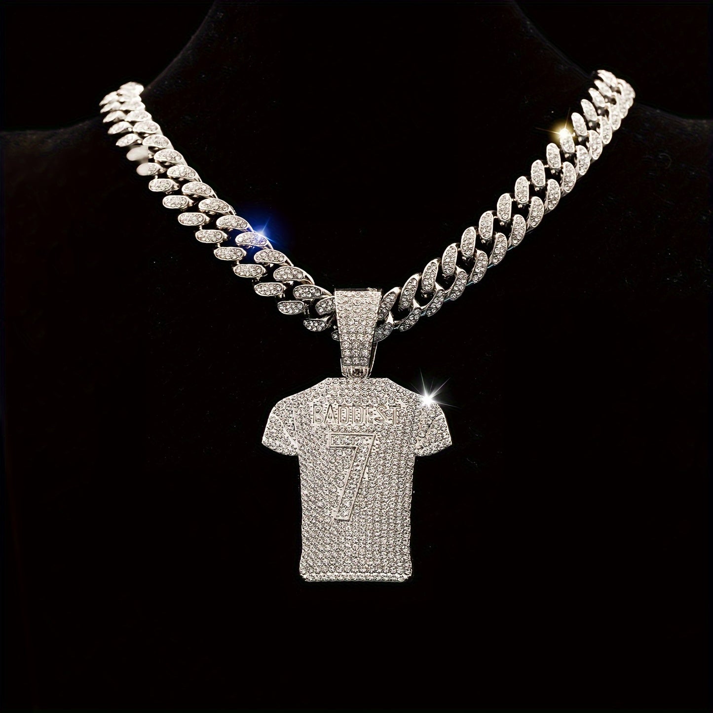 🔥 Urban Edge Rhinestone Pendant Cuban Chain Necklace – Unisex Hip-Hop Style 🌟