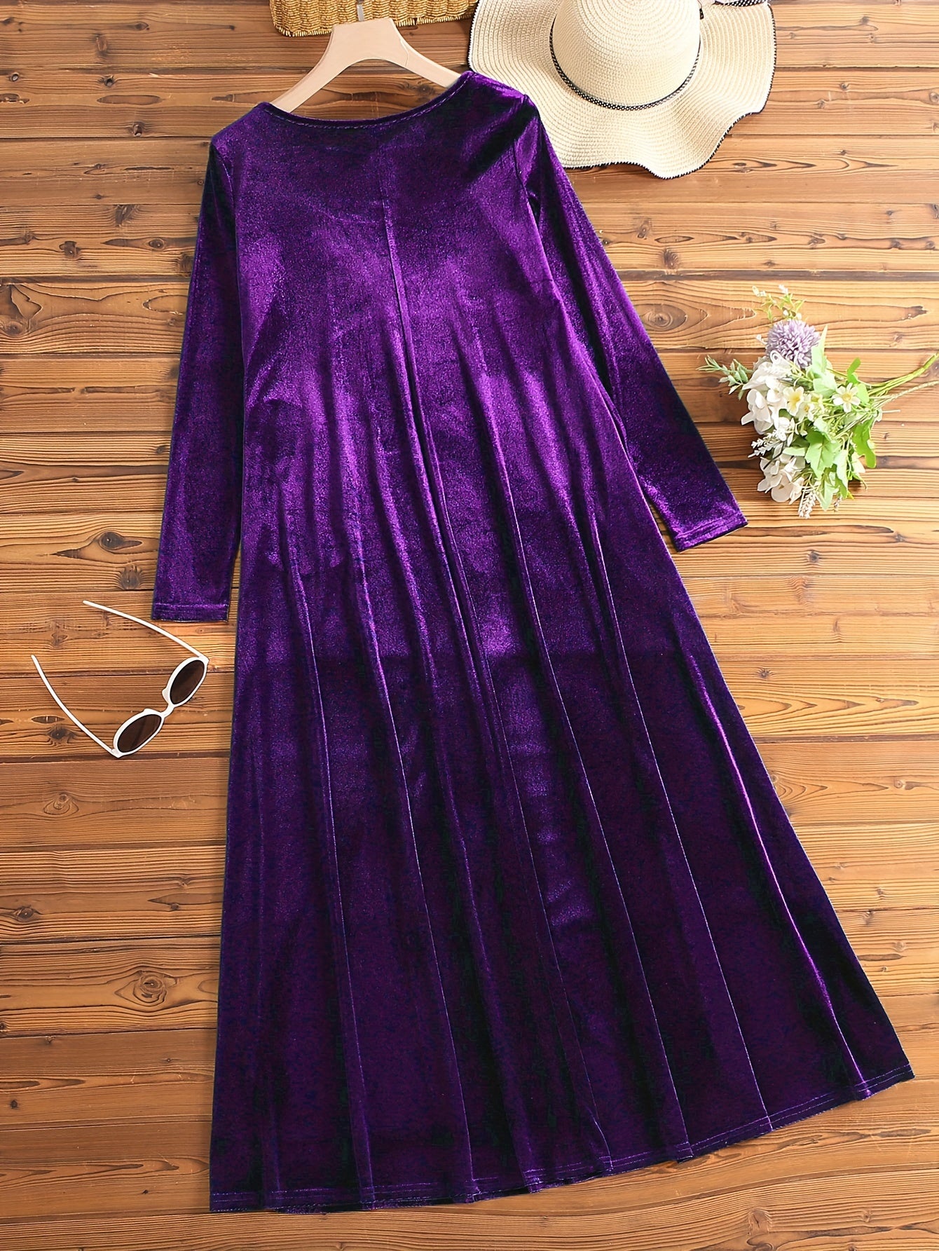 Vintage Velvet V-Neck Maxi Dress ✨💃