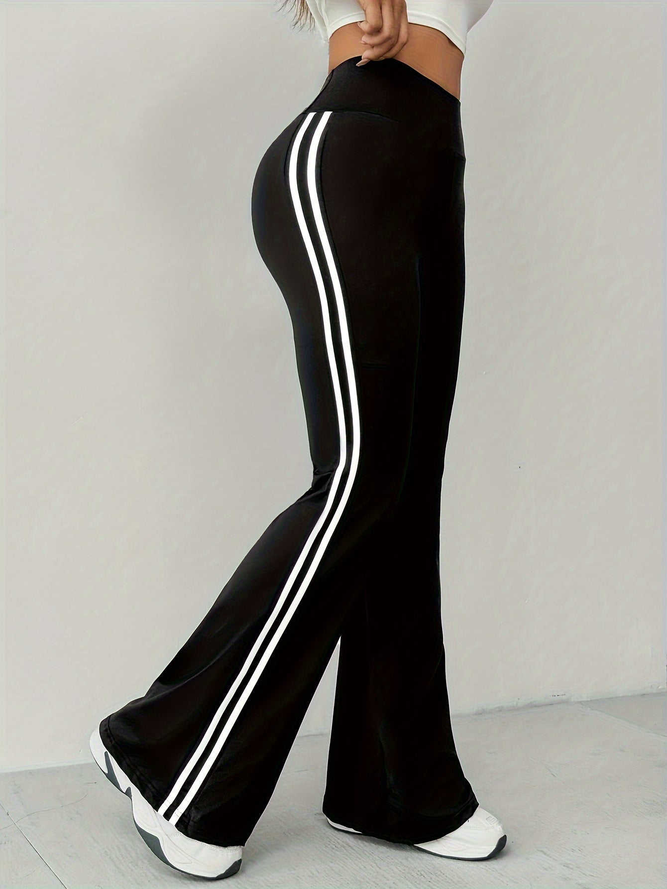 Striped Trim High-Waist Flare Pants