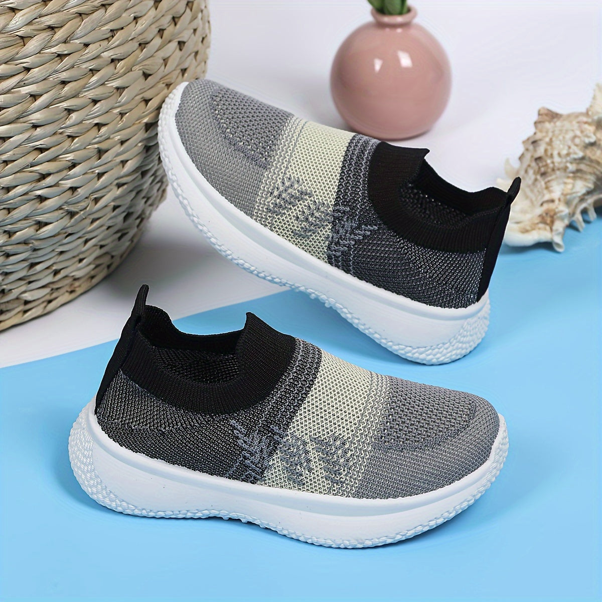 🌀 Kids' Geometric Pattern Slip-On Sneakers