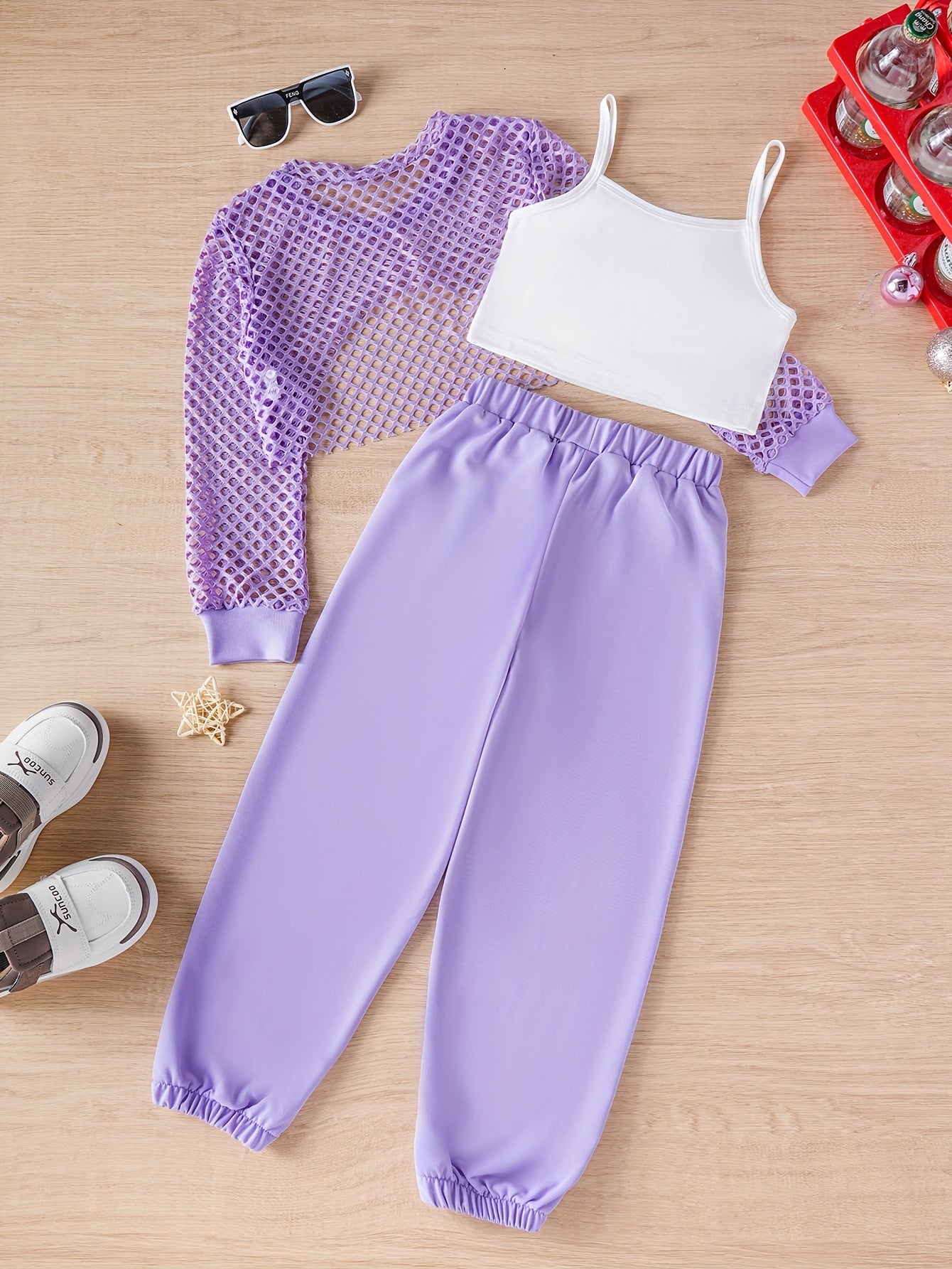 🌟 3-Piece Brooklyn Letter Girls' Outfit Set – Cami Shirt, Cover-Up Top & Jogger Pants 🌟