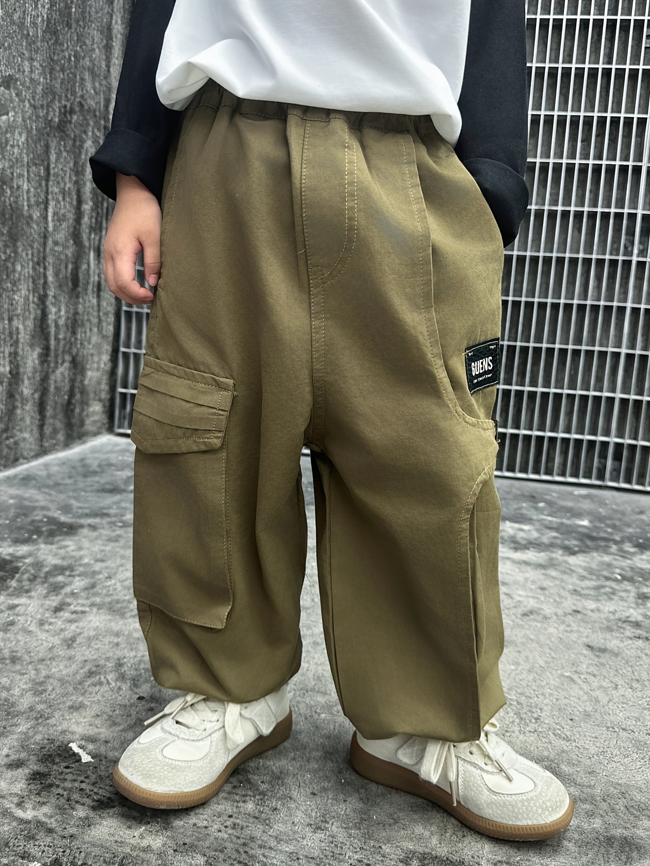 Boy's 85% Cotton Solid Color Label Patched Cargo Pants 🎉👖