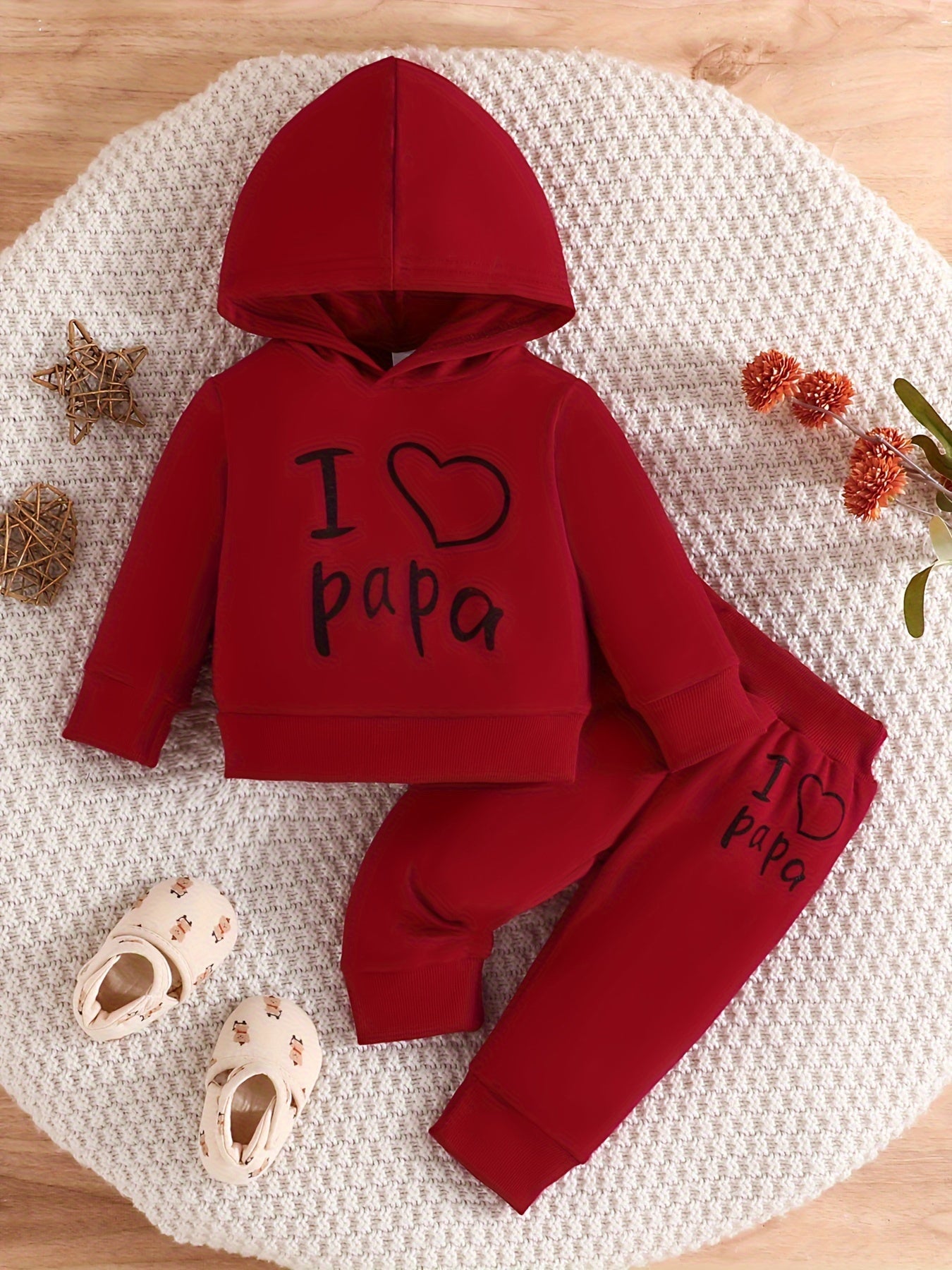 💖 Baby Girls' Cute "Letter of Love" Print Hoodie & Trousers Set 🌸