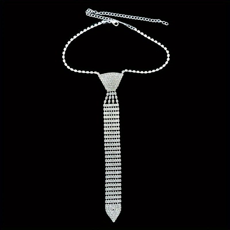 🎀 Sparkling Bow Tie Necklace – Elegant Rhinestone Collection ✨