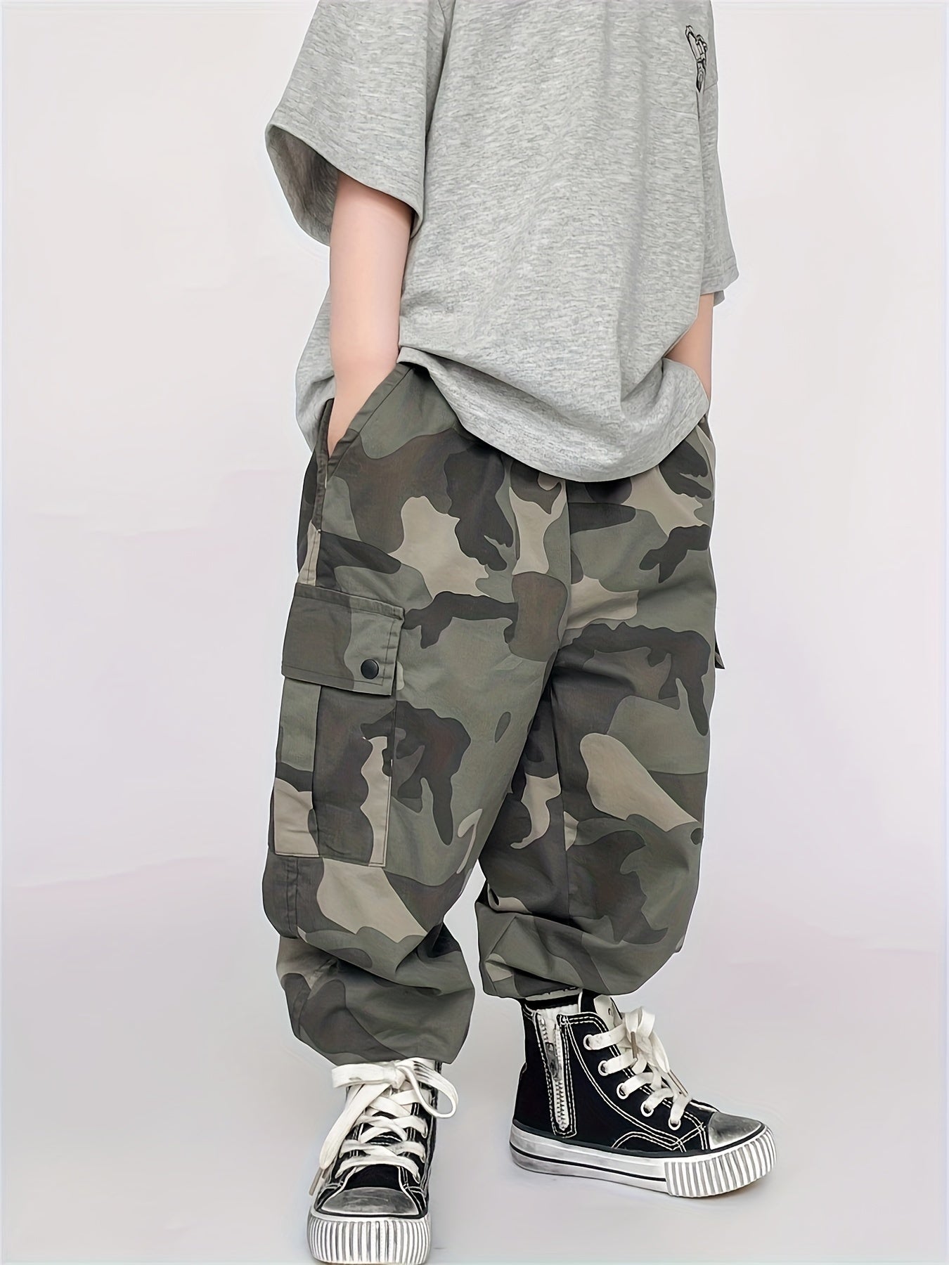 🩳 Boys' Cool Camouflage Cargo Jogger Pants