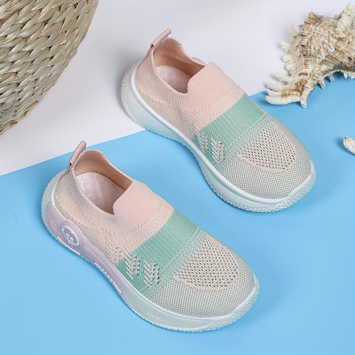 🌀 Kids' Geometric Pattern Slip-On Sneakers