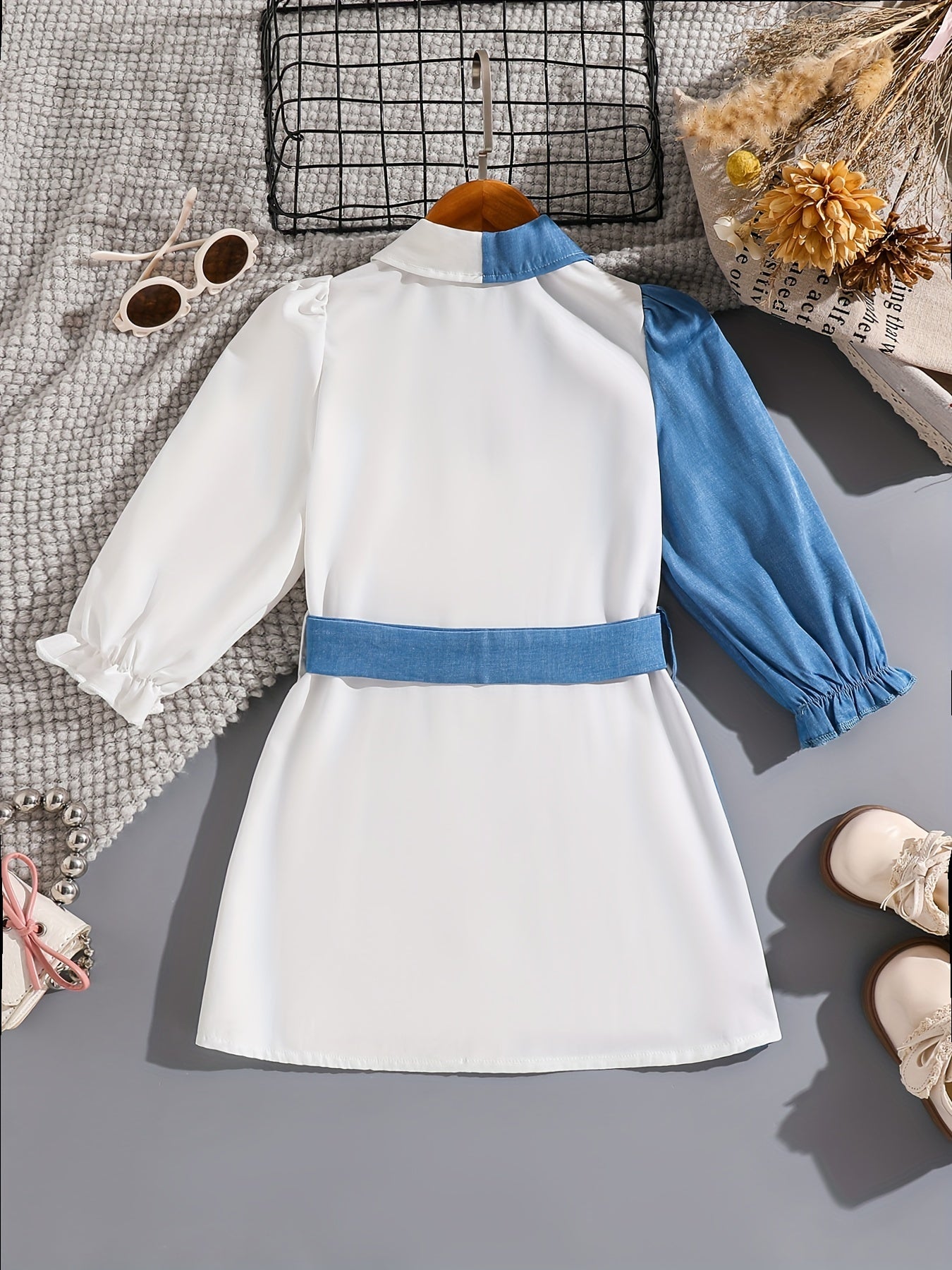 👗 Girl's Spring/Summer Dress - Blue & White Denim Collar, Long Sleeves, and Waist Belt