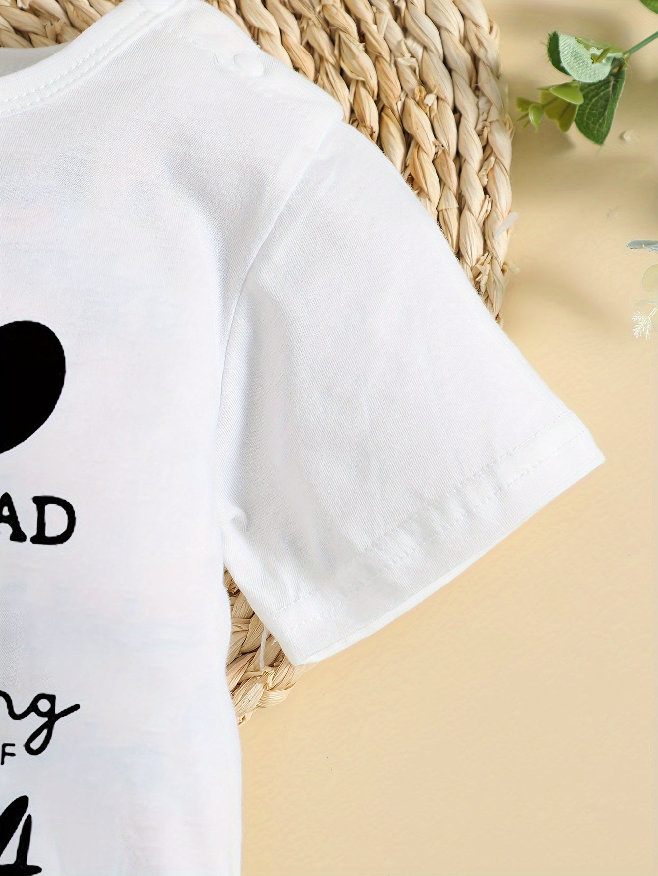 👶 “I Love Mom & Dad” Unisex Bodysuit – Short Sleeve Romper for Summer 🌞