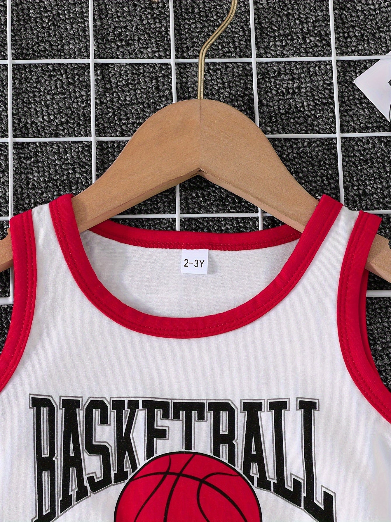 🏀 2-Piece Infant Boys Basketball Set - Sleeveless Tank Top & Matching Shorts