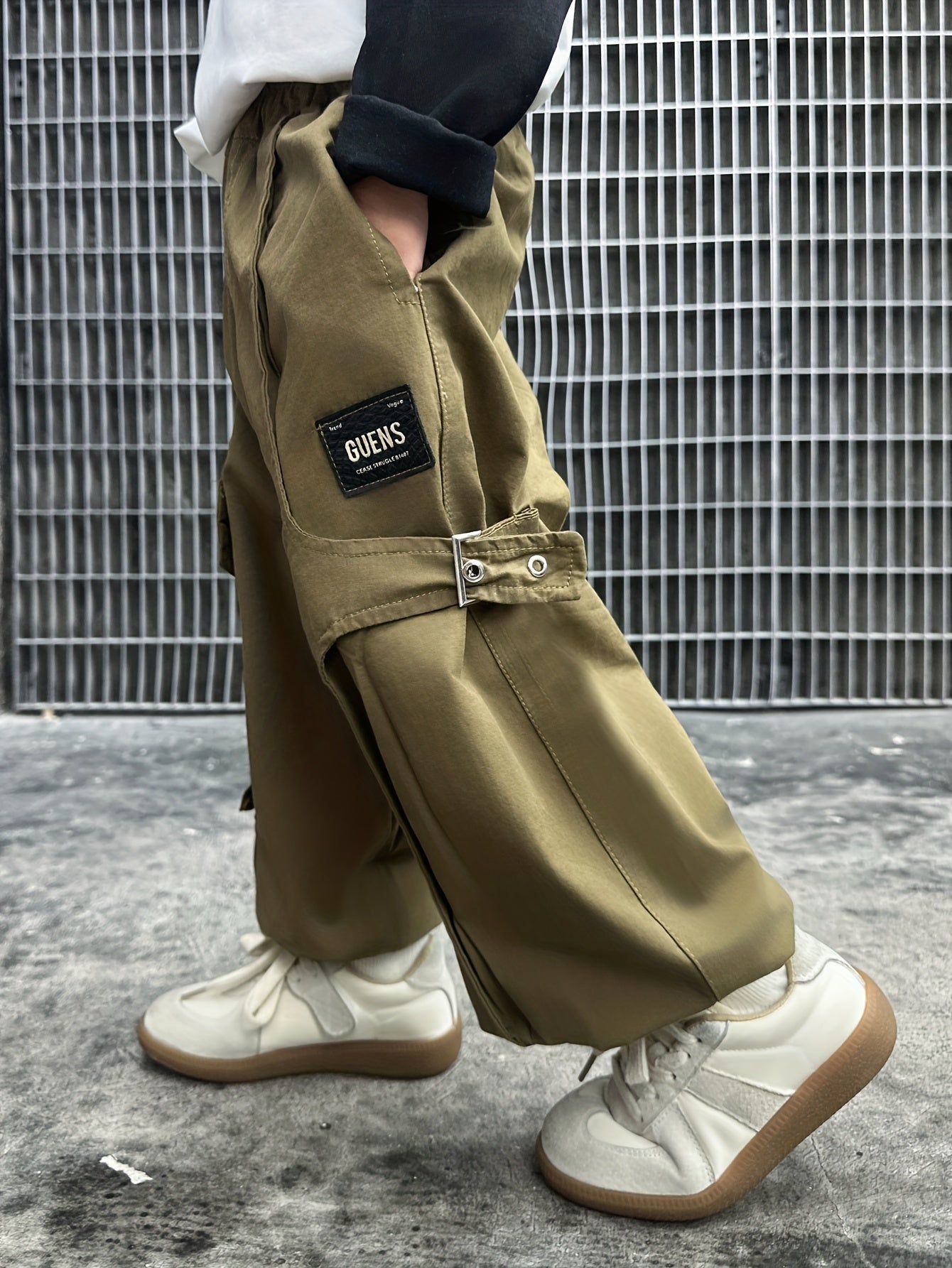 Boy's 85% Cotton Solid Color Label Patched Cargo Pants 🎉👖