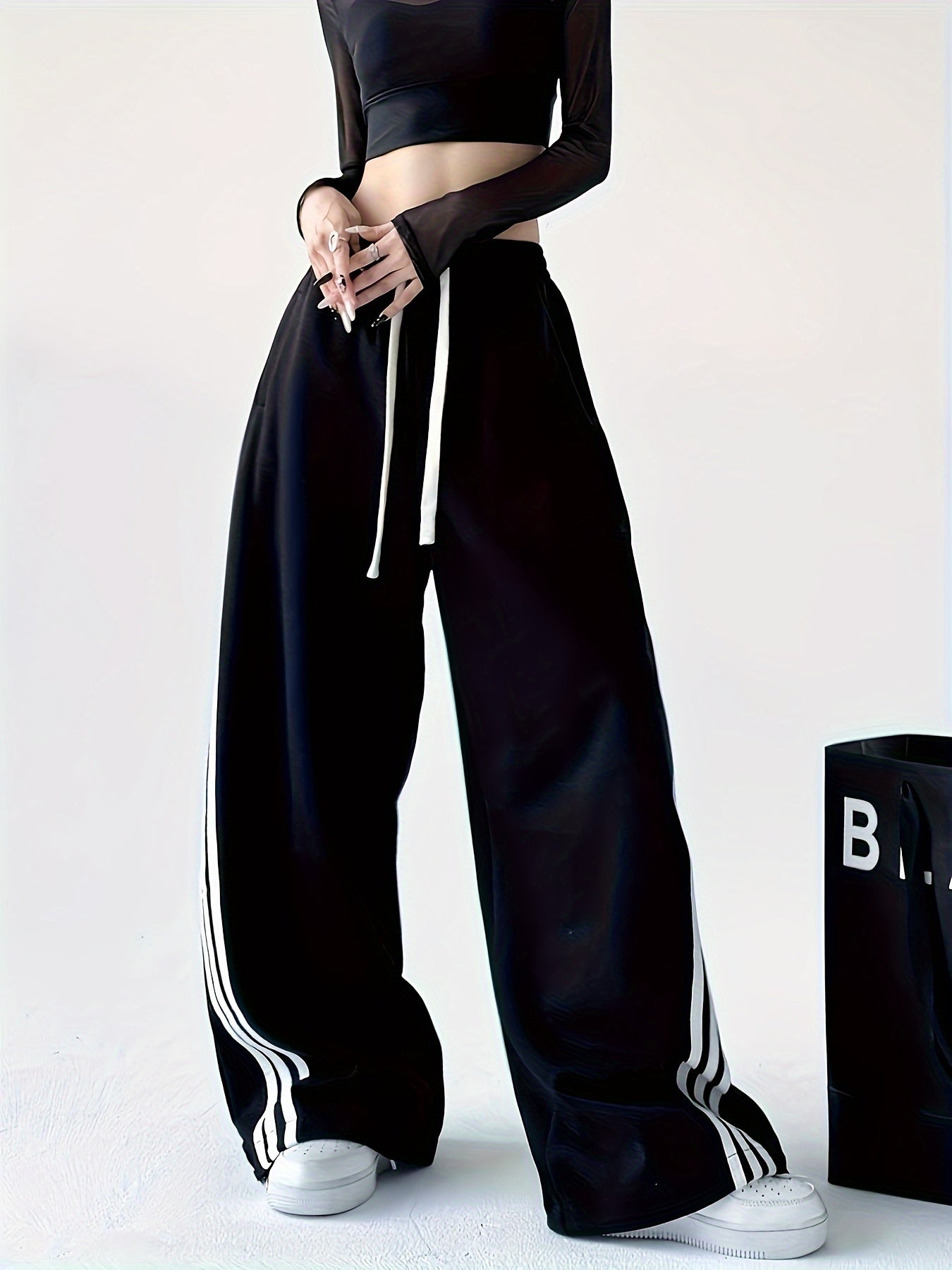 🩳 Trendy Women's Casual Wide-Leg Sweatpants 🩳