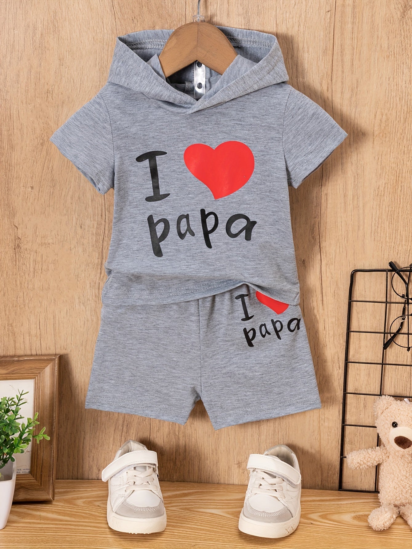 👶 “I Love Papa” 2-Piece Summer Set for Baby Boys – Hooded T-Shirt & Shorts Combo 🌞