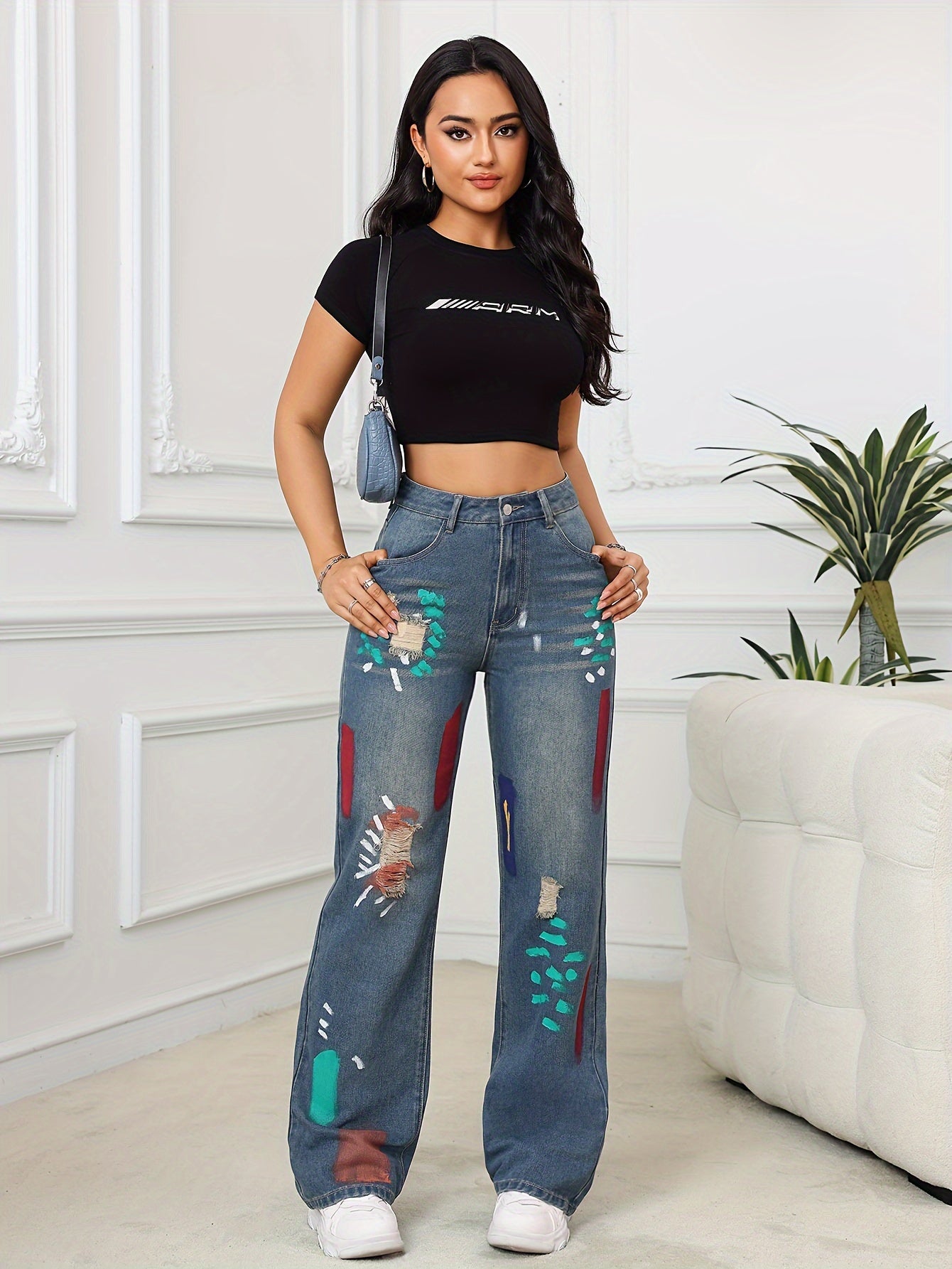 Graffiti Glam High-Waist Jeans 🎨👖