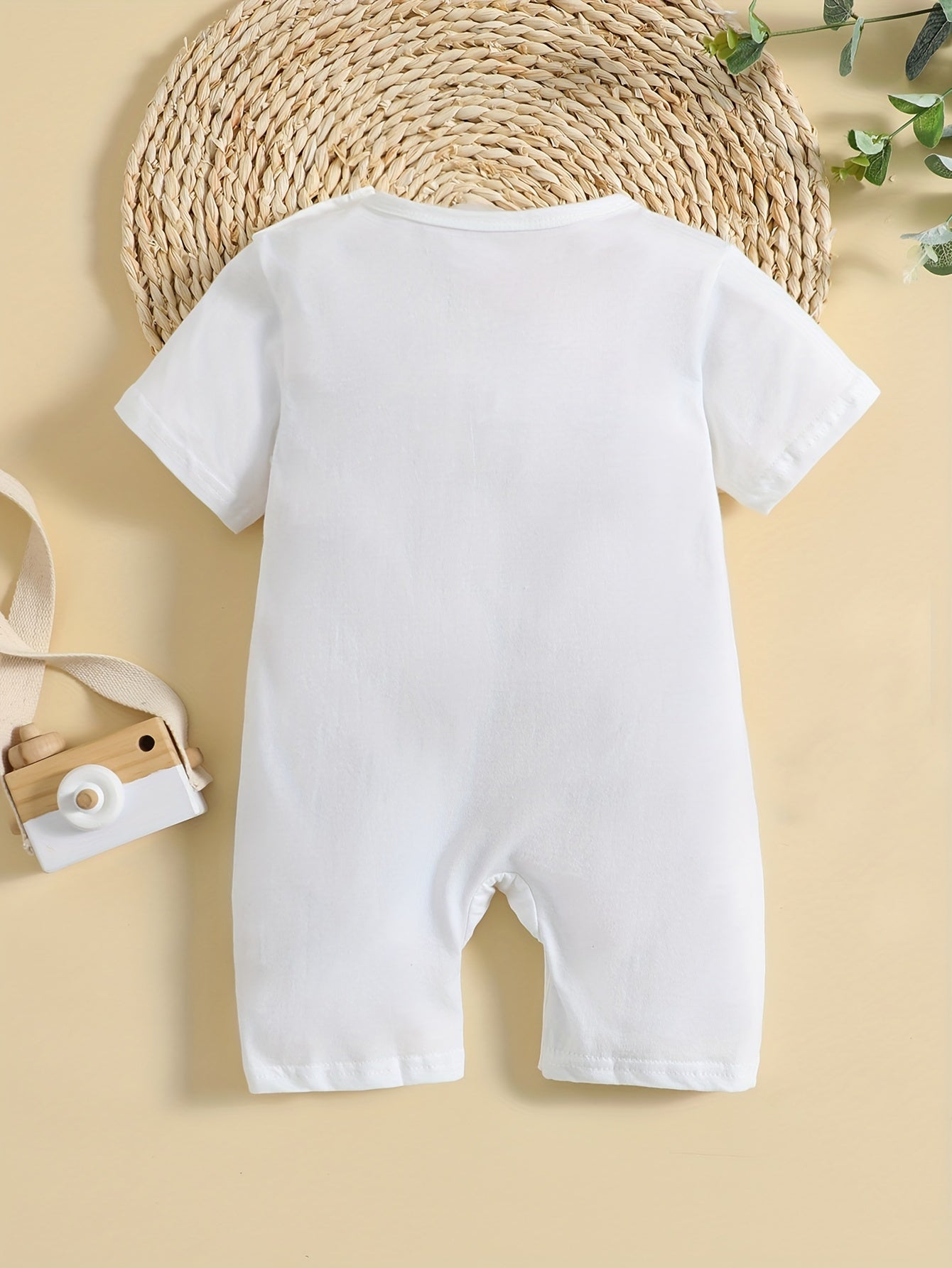 👶 “I Love Mom & Dad” Unisex Bodysuit – Short Sleeve Romper for Summer 🌞