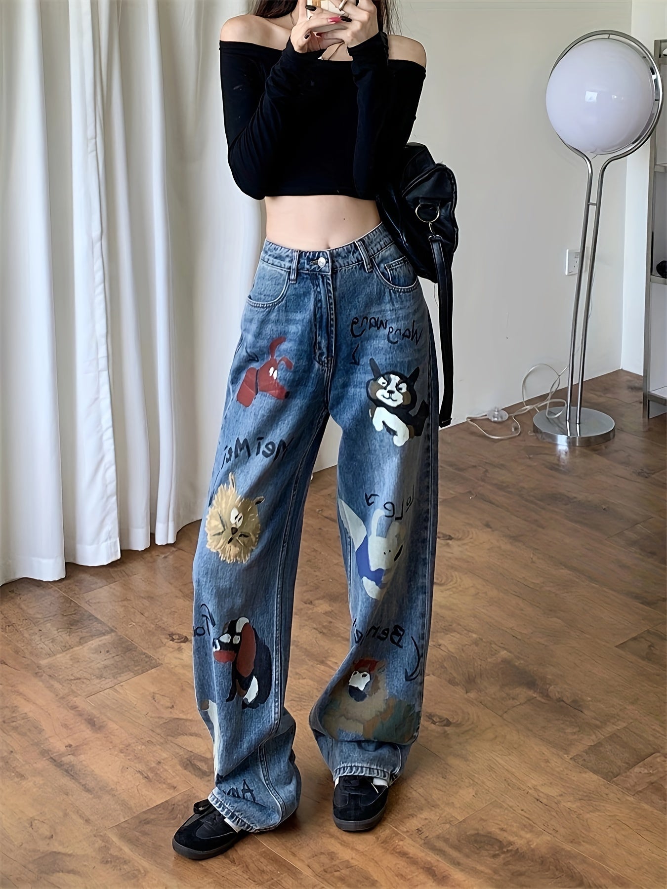 Chic Cartoon Print High-Waist Straight-Leg Jeans 👖✨