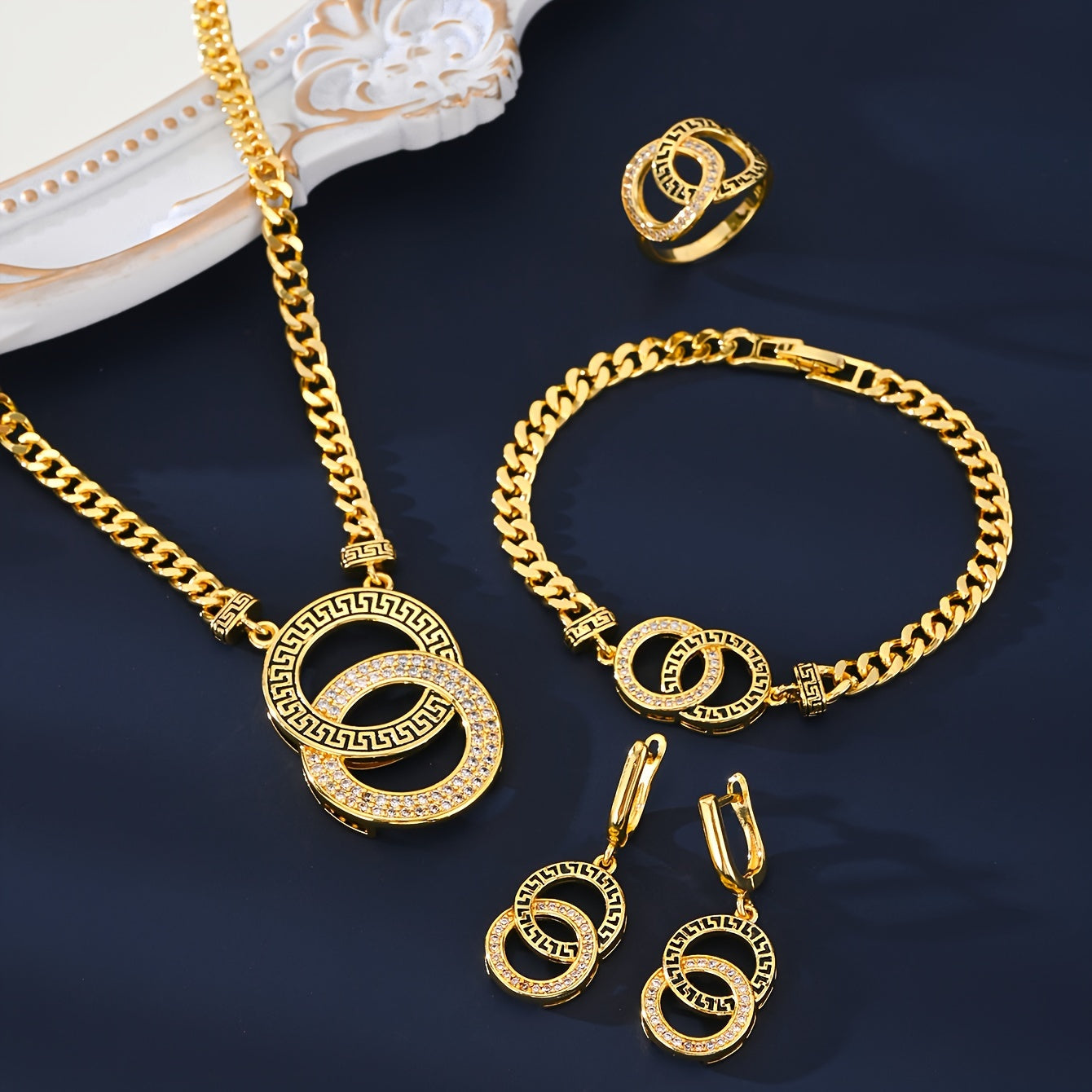 Exquisite 5-Piece 18K Gold-Plated Jewelry Set with Rhinestone Accents ✨💎