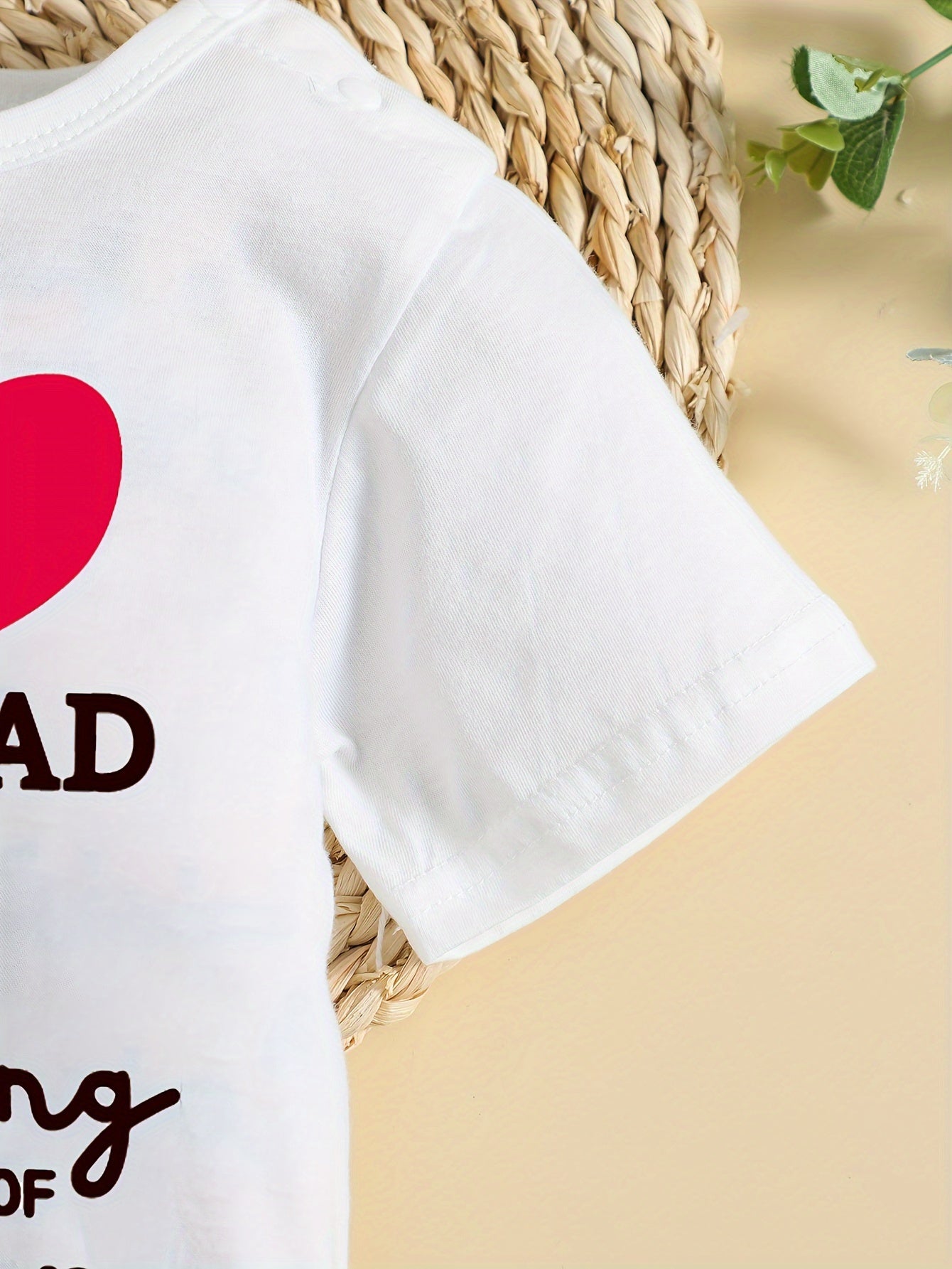 👶 “I Love Mom & Dad” Unisex Bodysuit – Short Sleeve Romper for Summer 🌞