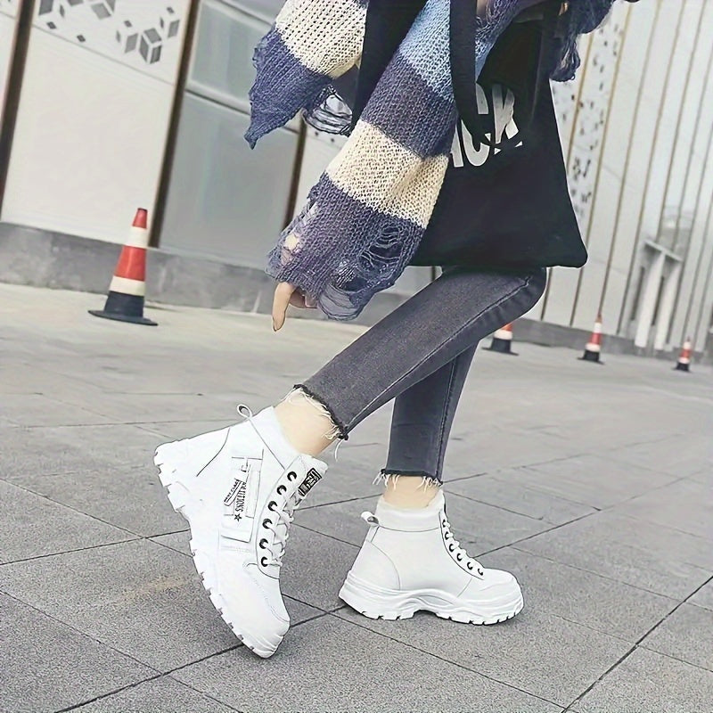 Women's Platform Sneakers - Casual Lace-Up Plush Lined Short Boots 👟❄️