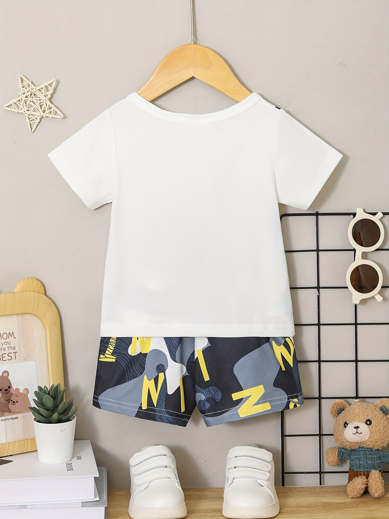 🧸 Baby Boy's Trendy Cartoon Bear Set 🩳