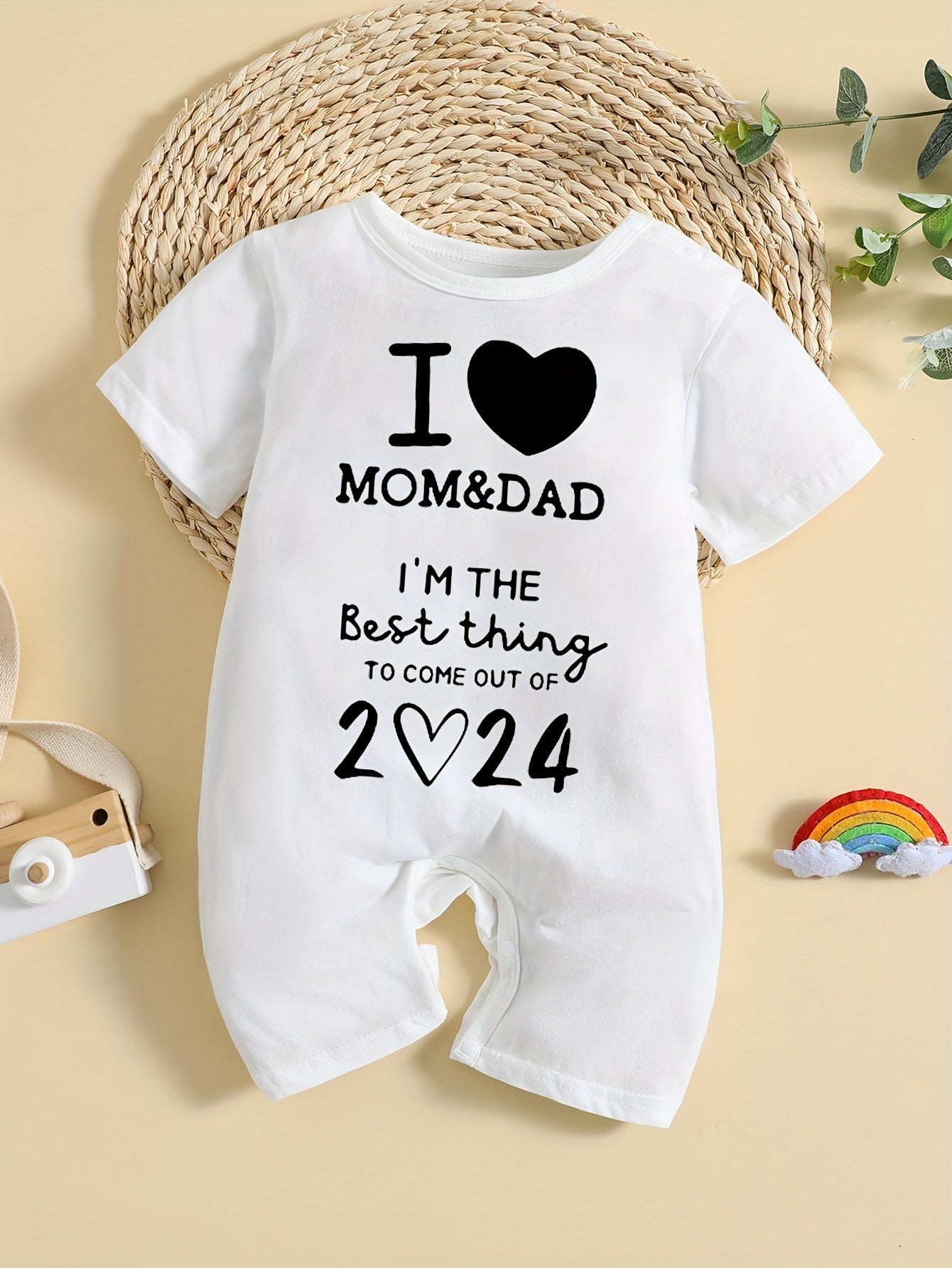 👶 “I Love Mom & Dad” Unisex Bodysuit – Short Sleeve Romper for Summer 🌞