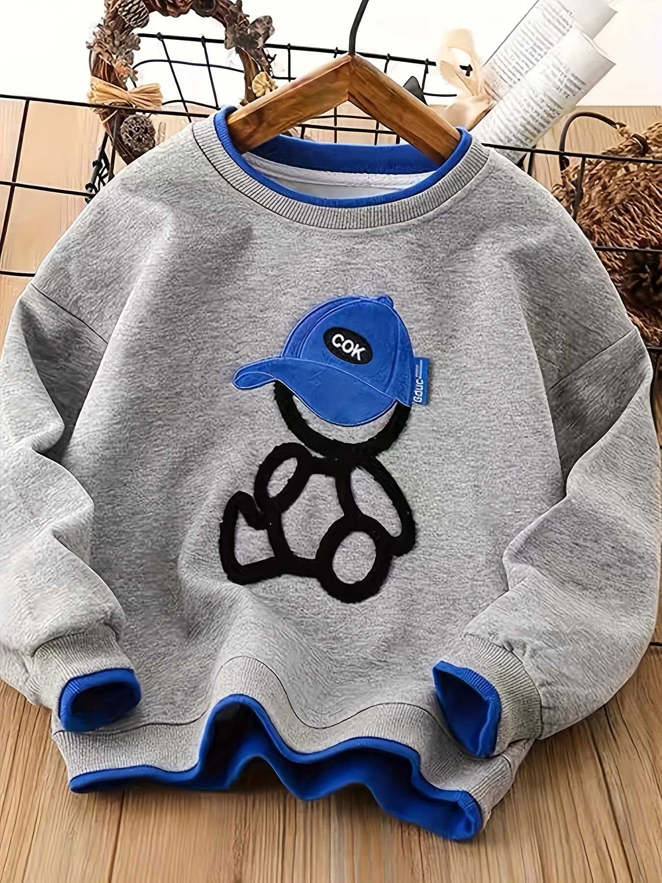 🐻 Boy's Cartoon Bear Embroidery Sweatshirt