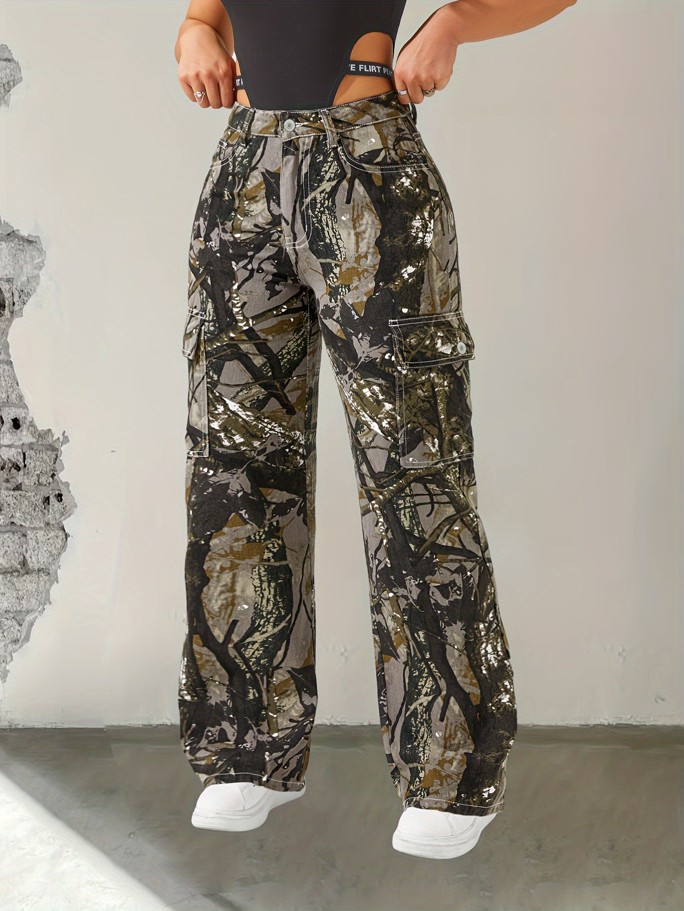 🌿 Chic Camouflage Cargo Pants with Branch Pattern