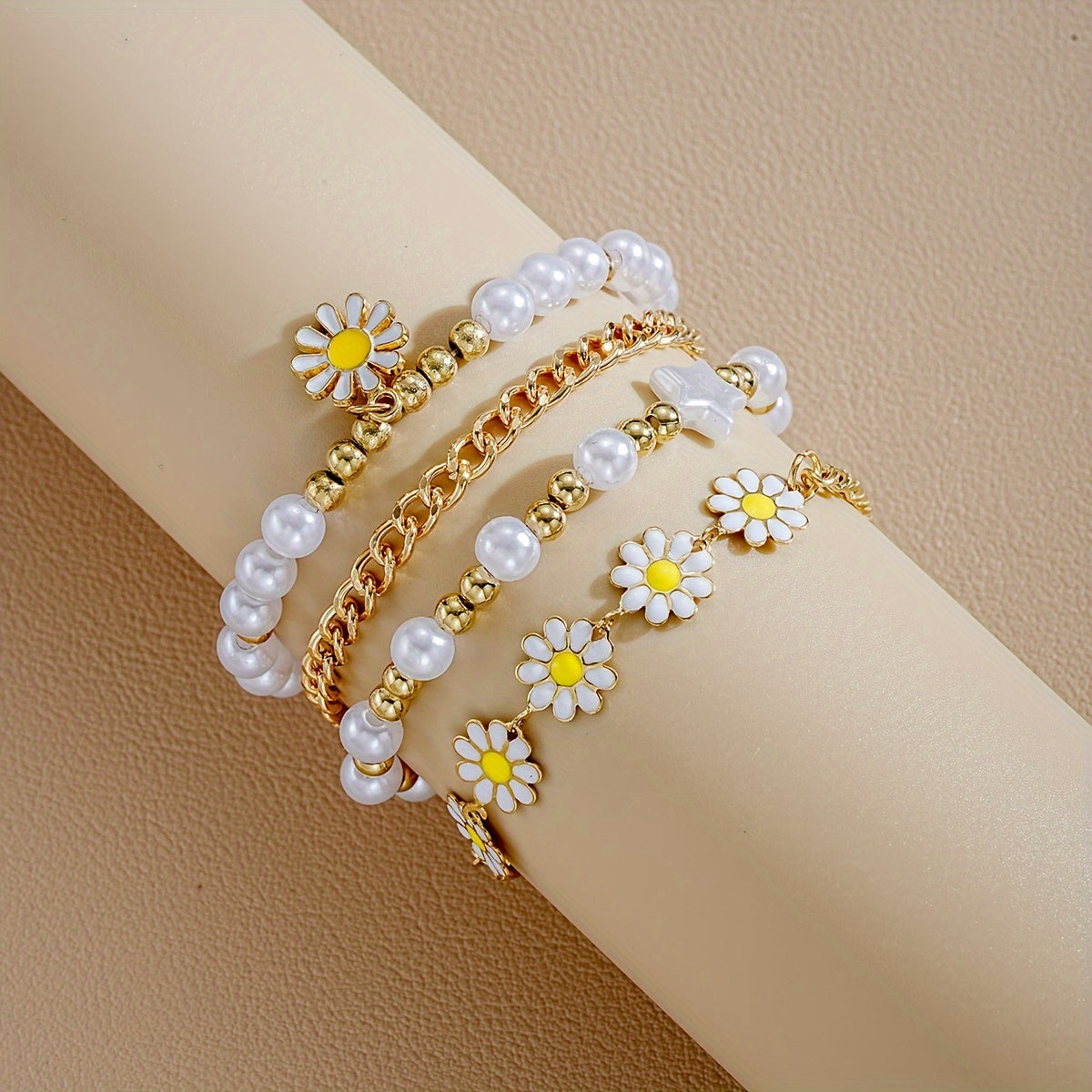 4-Piece Daisy Flower Pendant & White Faux Pearl Beaded Bracelet Set 🌼✨