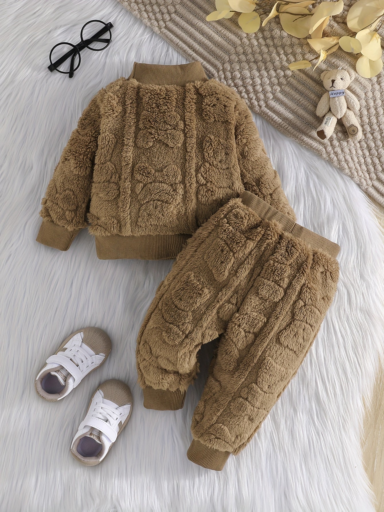 ❄️ Snug Fleece-Lined Pullover & Pants Set