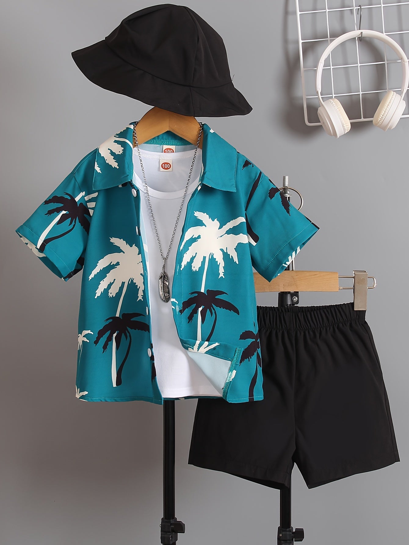 🌴 Boys' 3-Piece Coconut Tree Graphic Print Set – Shirt, Shorts & Hat for a Cool Summer Look 👕